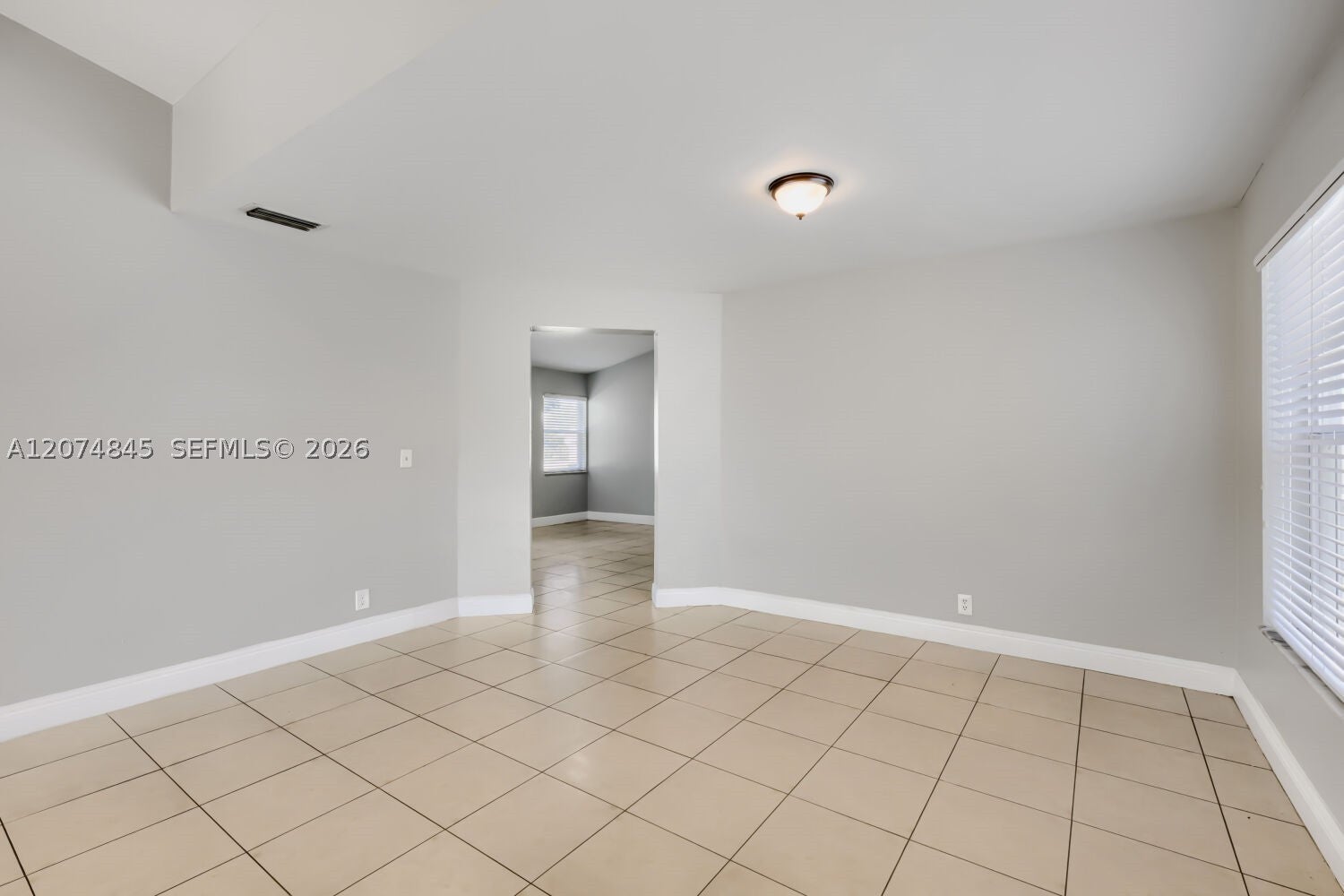 2710 Neaton Ct