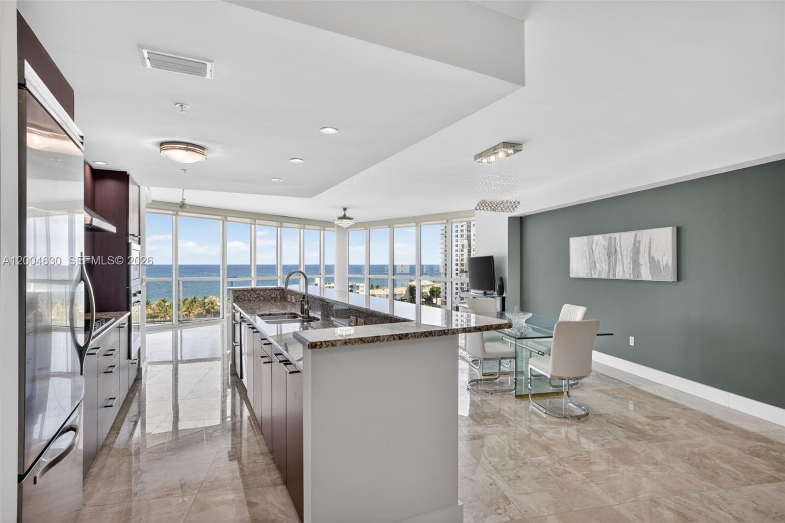 PLAZA AT OCEANSIDE (THE) - Residential