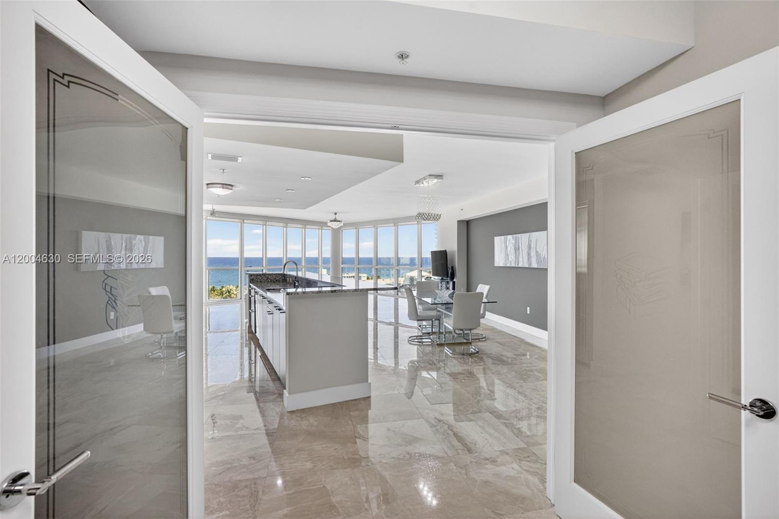 PLAZA AT OCEANSIDE (THE) - Residential