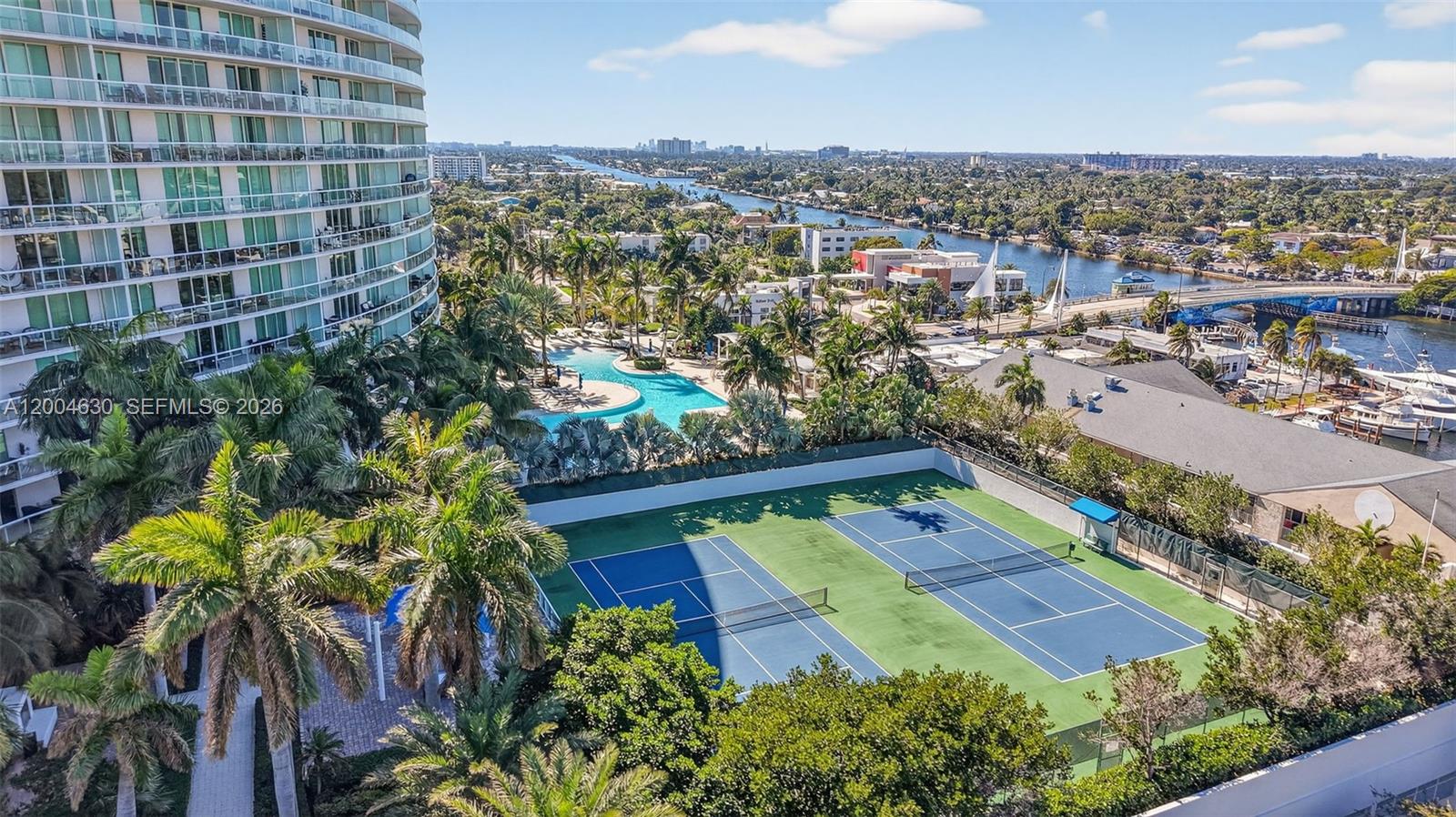 PLAZA AT OCEANSIDE (THE) - Residential