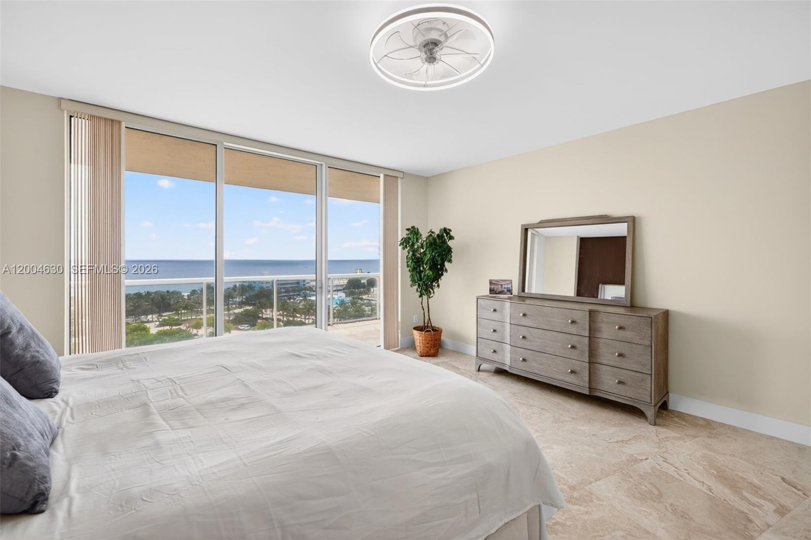 PLAZA AT OCEANSIDE (THE) - Residential