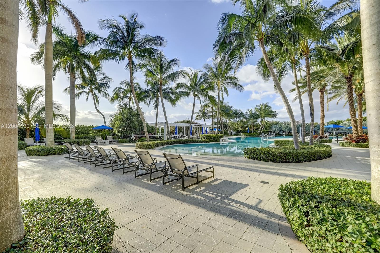PLAZA AT OCEANSIDE (THE) - Residential