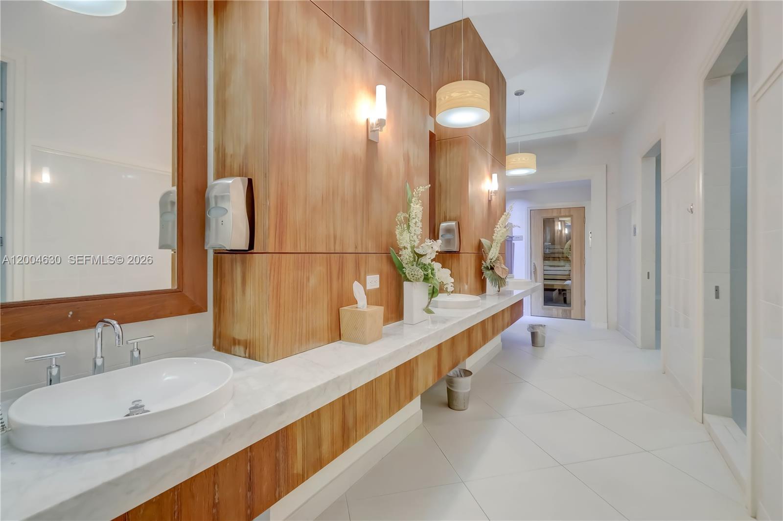 PLAZA AT OCEANSIDE (THE) - Residential