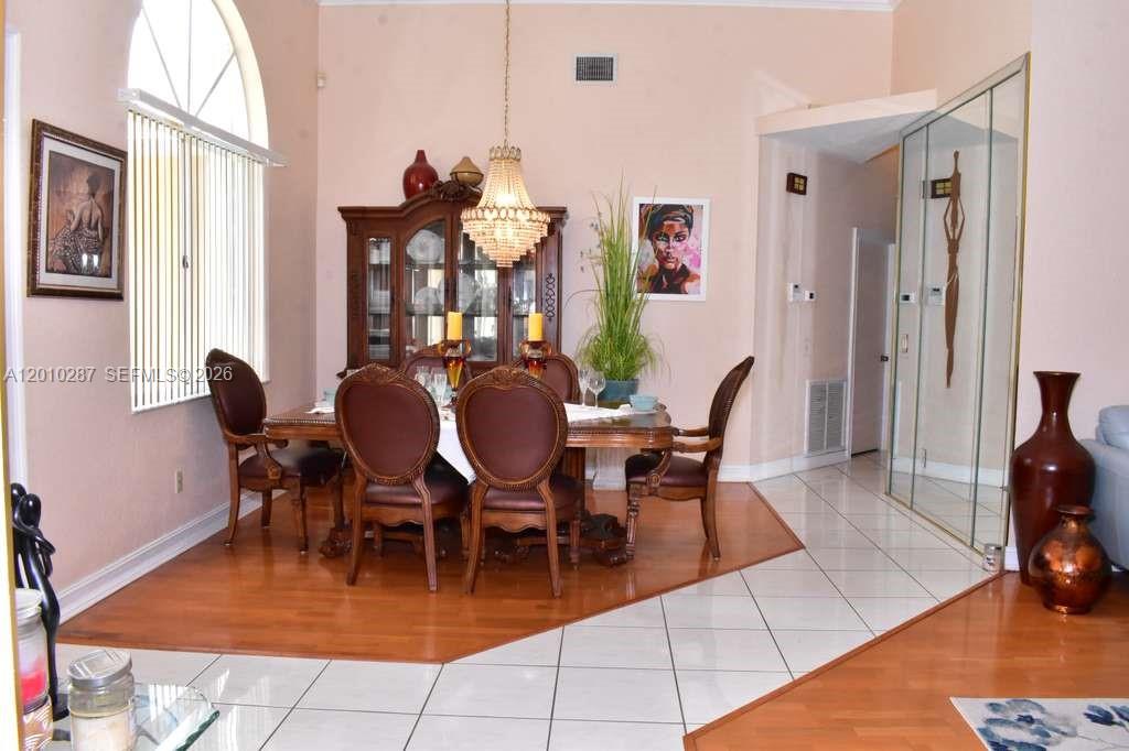 LANDINGS - Residential