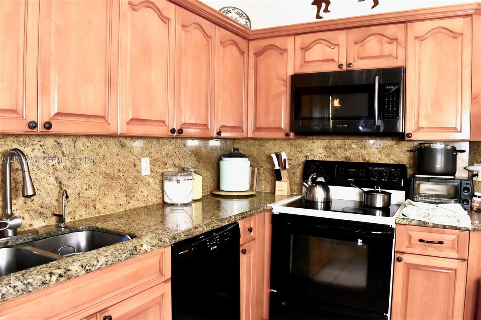 LANDINGS - Residential