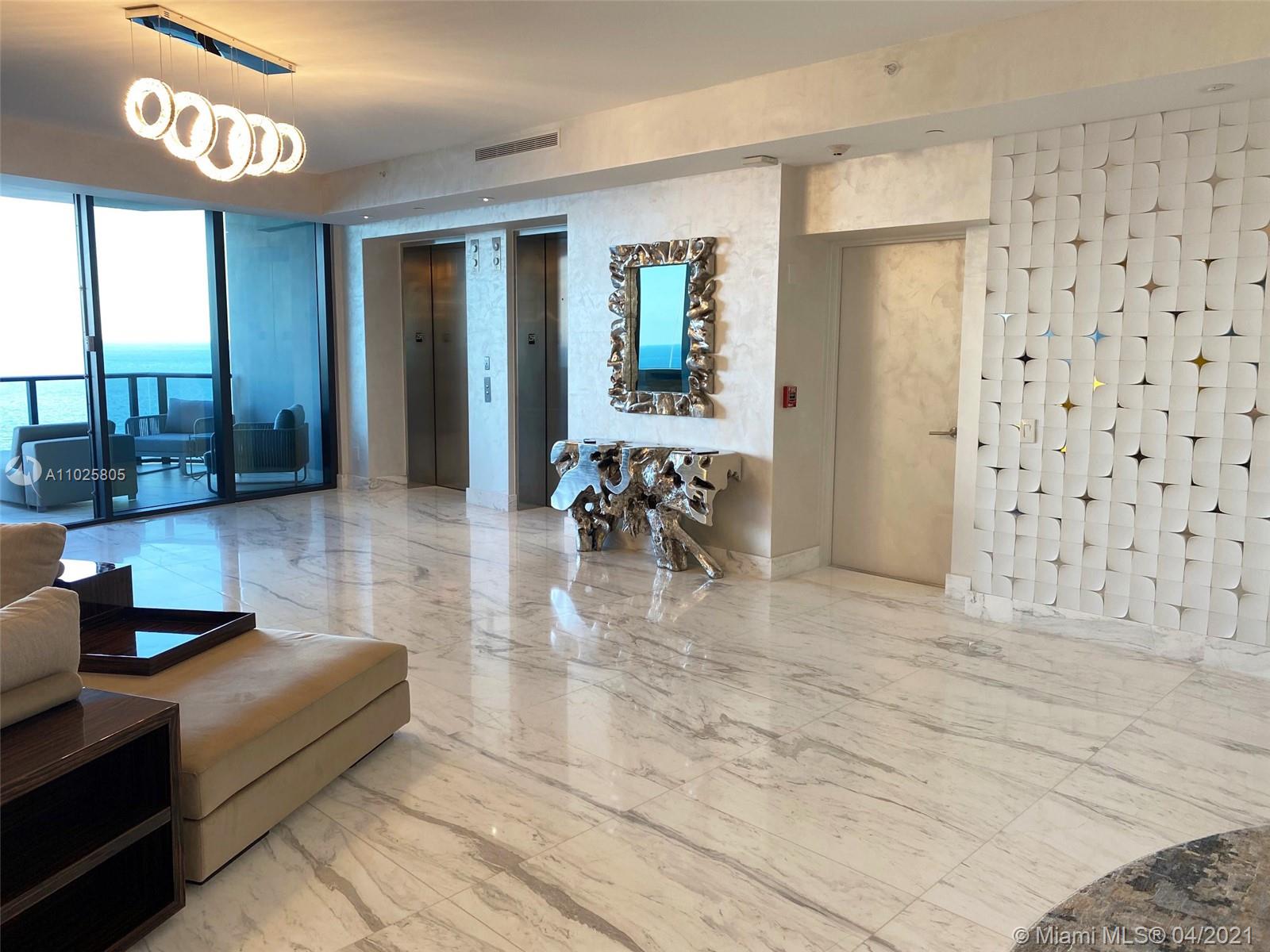 18555 COLLINS AVENUE COND - Residential
