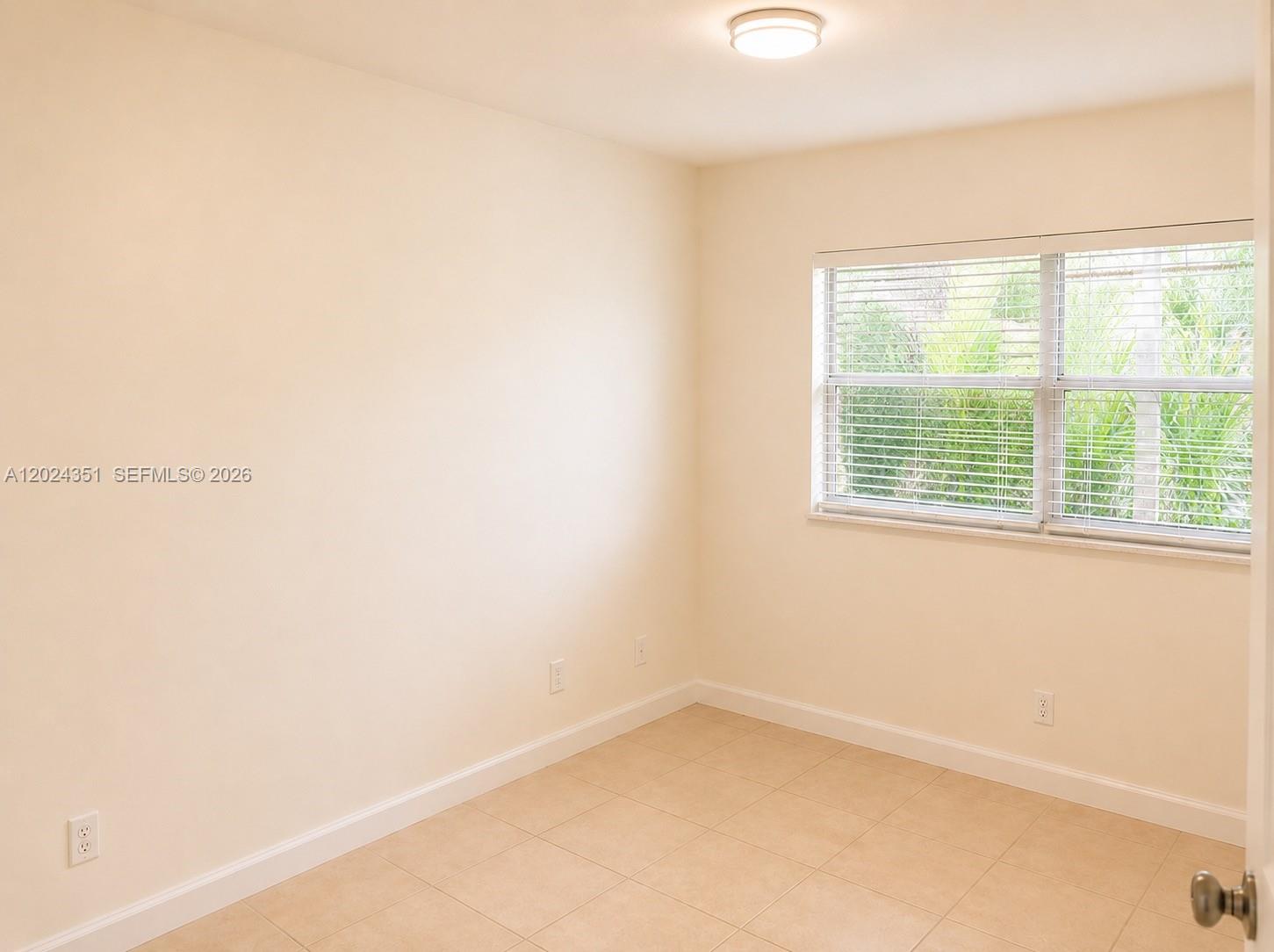 DANIA HOMESITES - Residential Lease