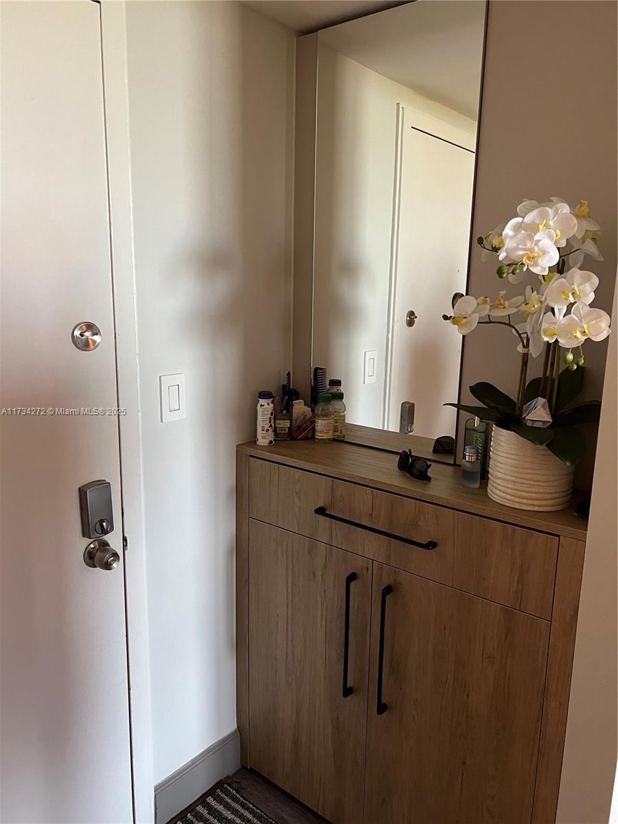 OLYMPUS CONDO PHASE - Residential