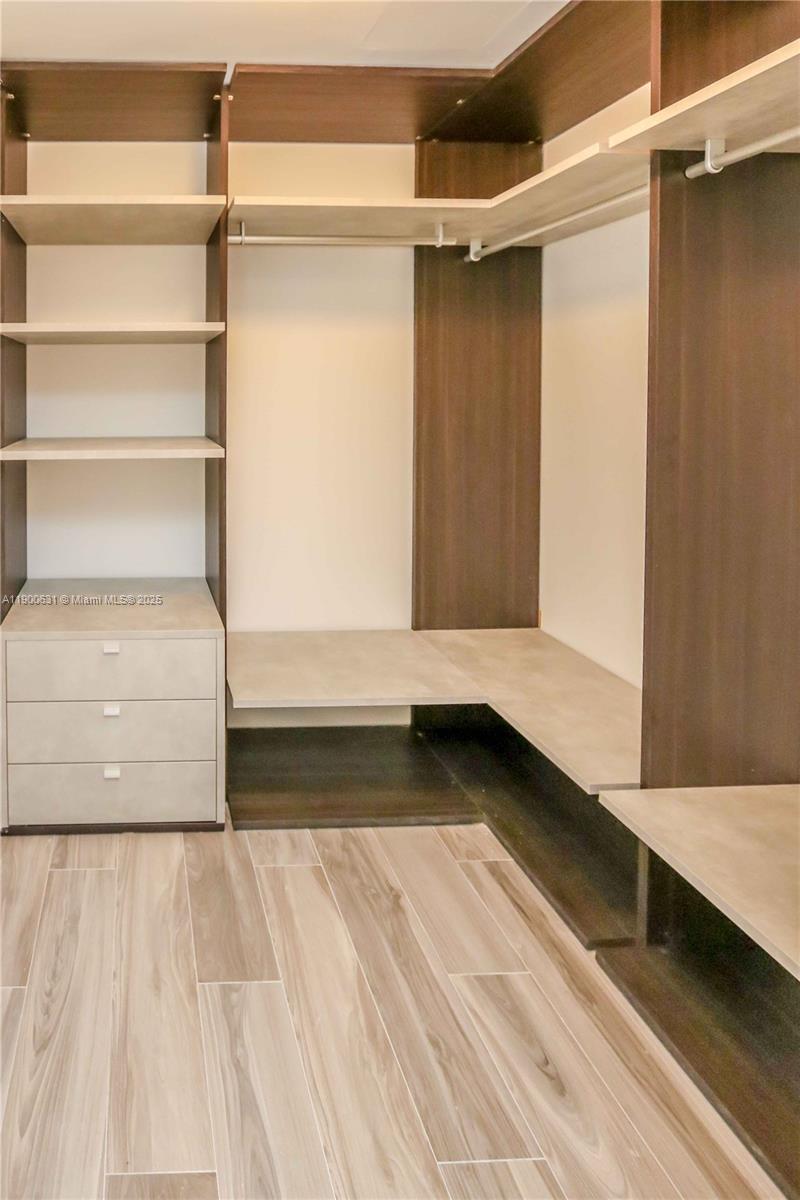 801 SMA RESIDENCES CONDO - Residential
