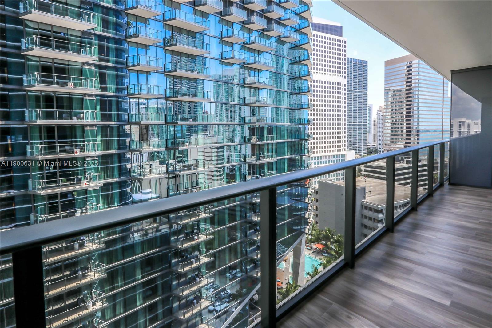 801 SMA RESIDENCES CONDO - Residential