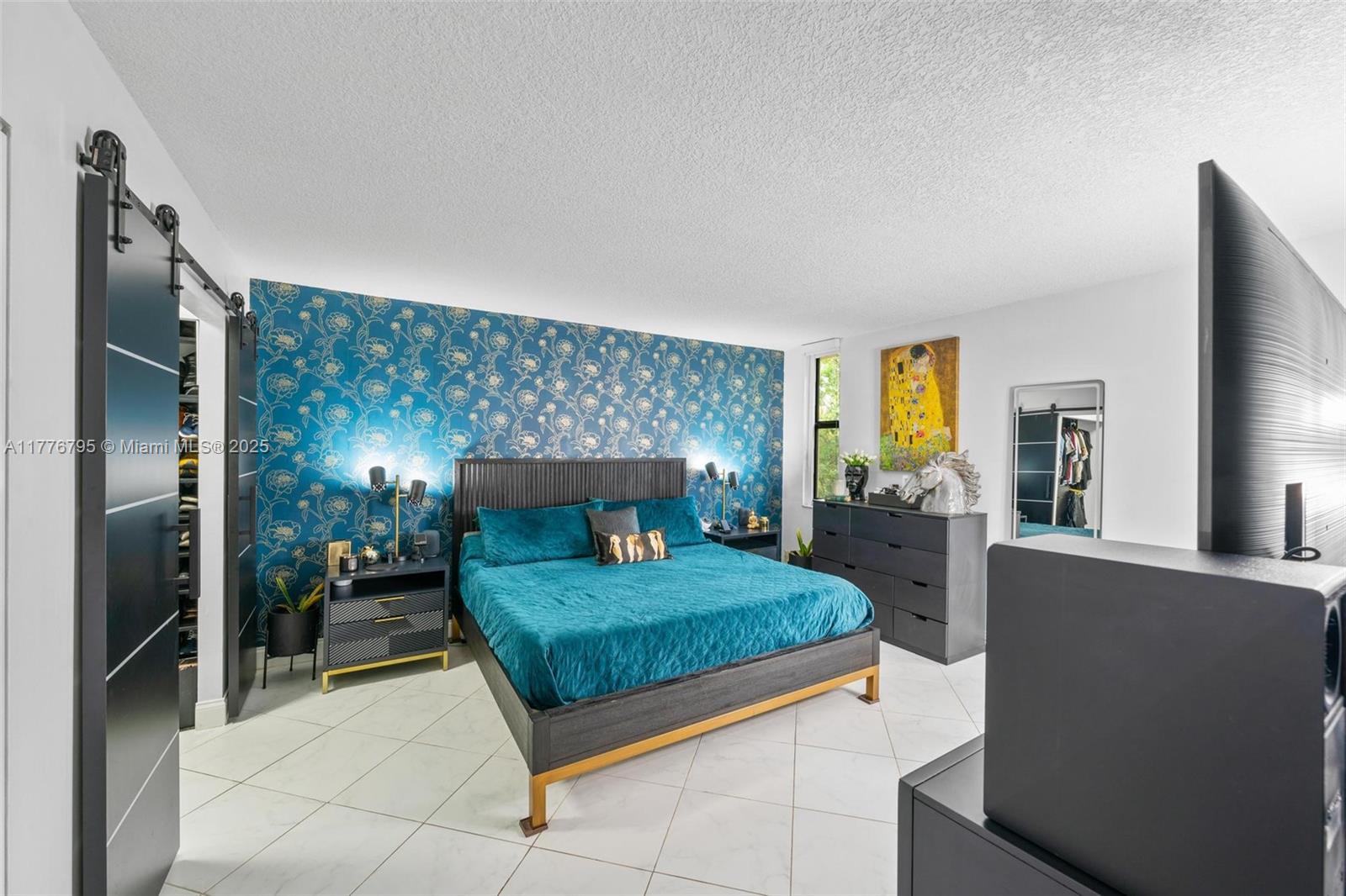 ROYAL PALM AT PLANTATION - Residential