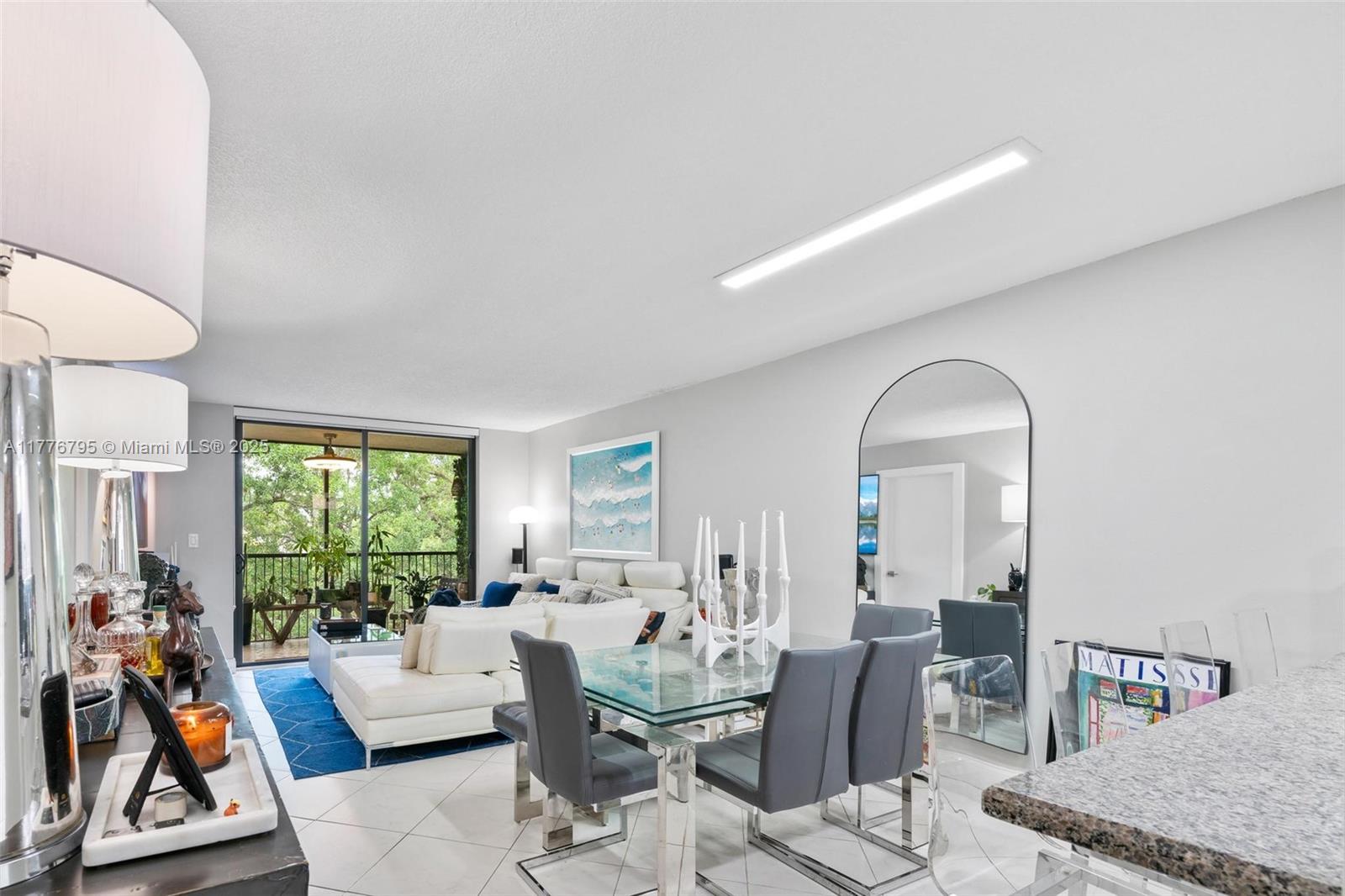 ROYAL PALM AT PLANTATION - Residential