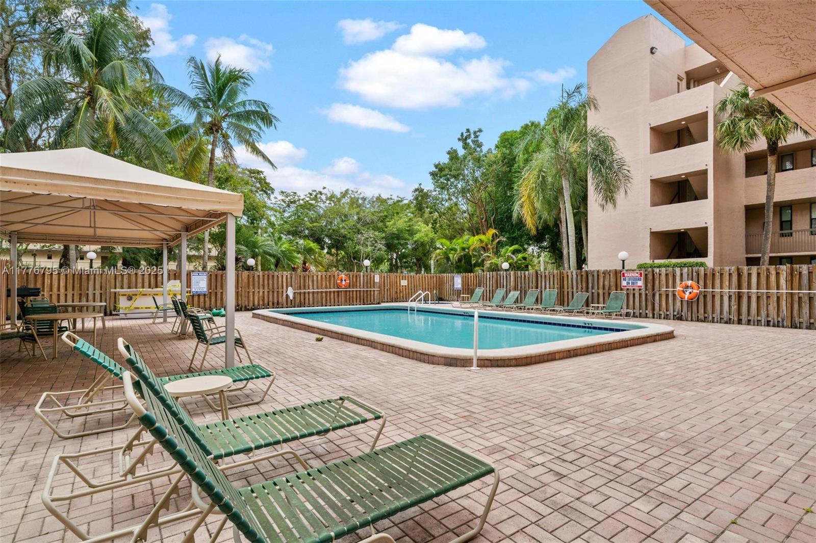 ROYAL PALM AT PLANTATION - Residential