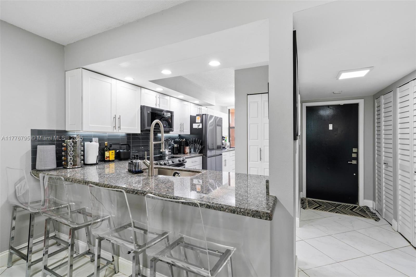 ROYAL PALM AT PLANTATION - Residential
