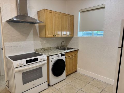 1021 NW 3rd St 106 Miami FL 33128