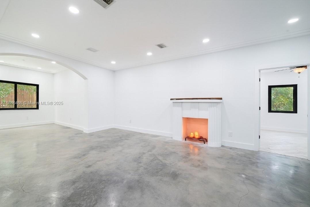 BAYSHORE REV - Residential