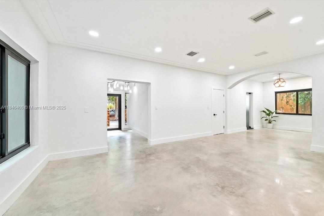 BAYSHORE REV - Residential