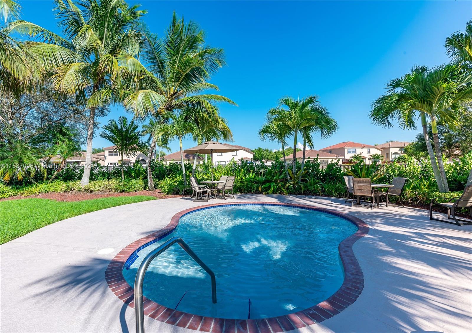 PORTOFINO OAKS - Residential Lease