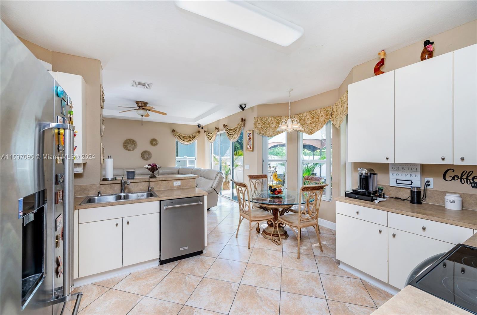 PORTOFINO OAKS - Residential Lease