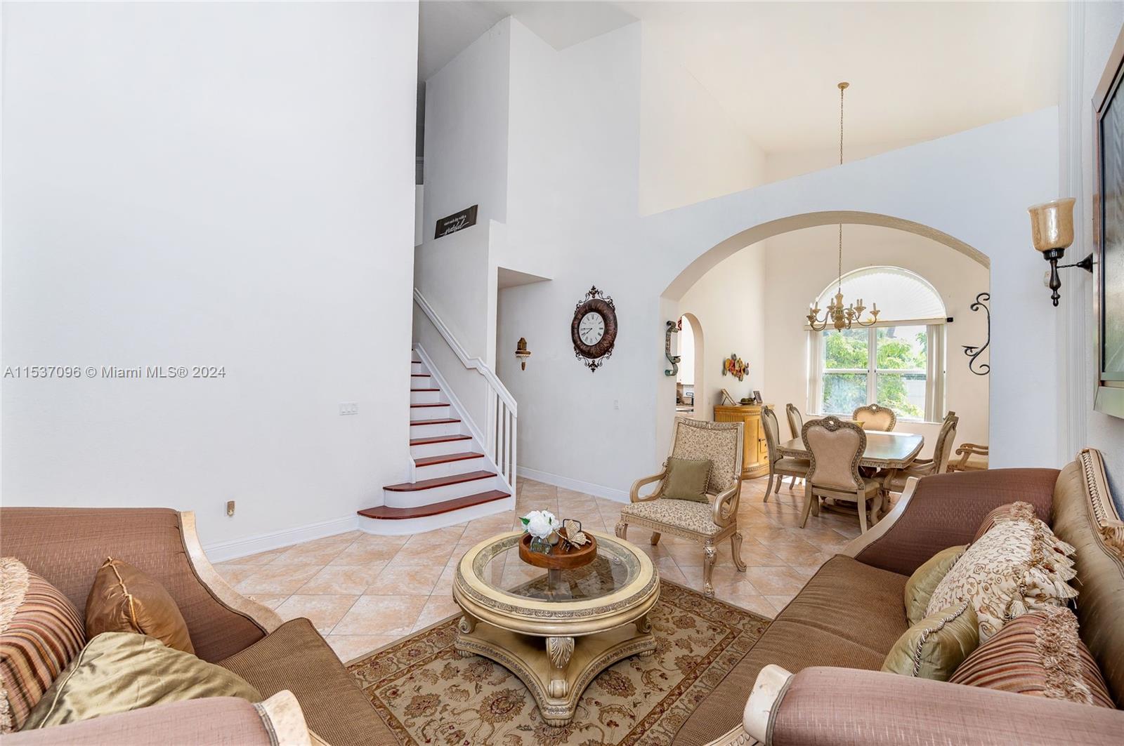 PORTOFINO OAKS - Residential Lease