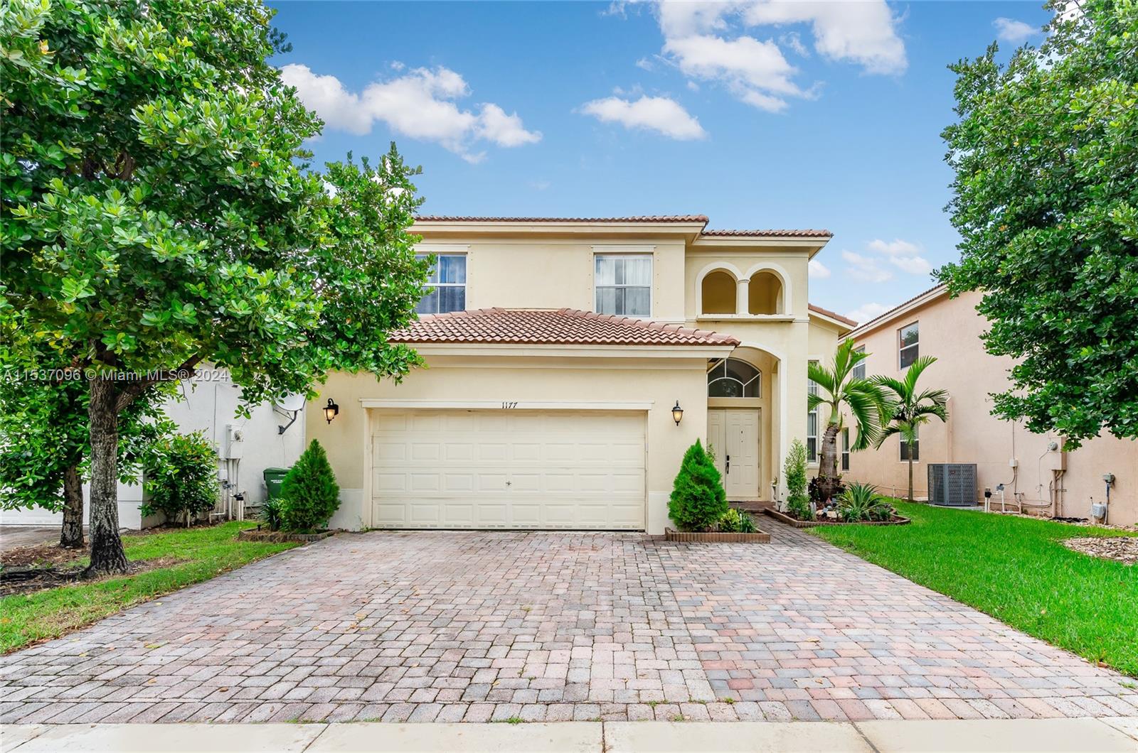 PORTOFINO OAKS - Residential Lease