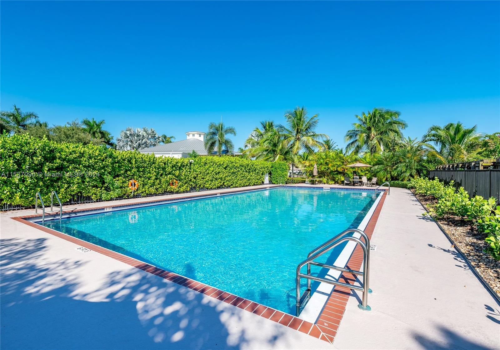 PORTOFINO OAKS - Residential Lease