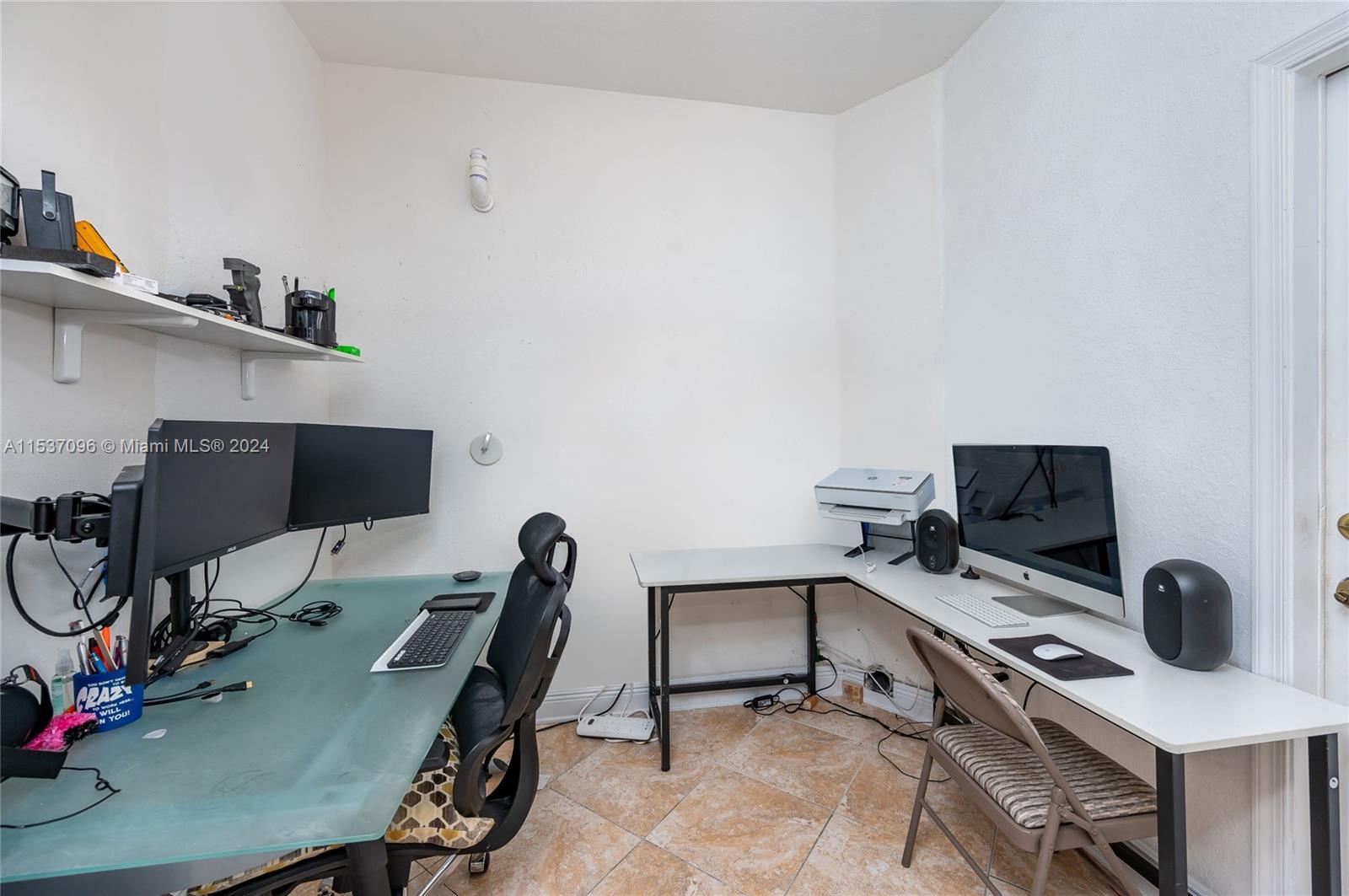 PORTOFINO OAKS - Residential Lease