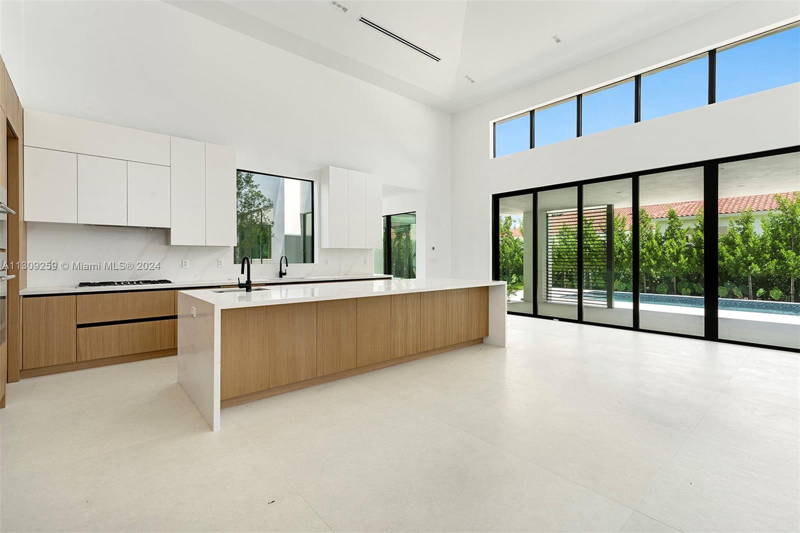 NORTH KENDALL - Residential