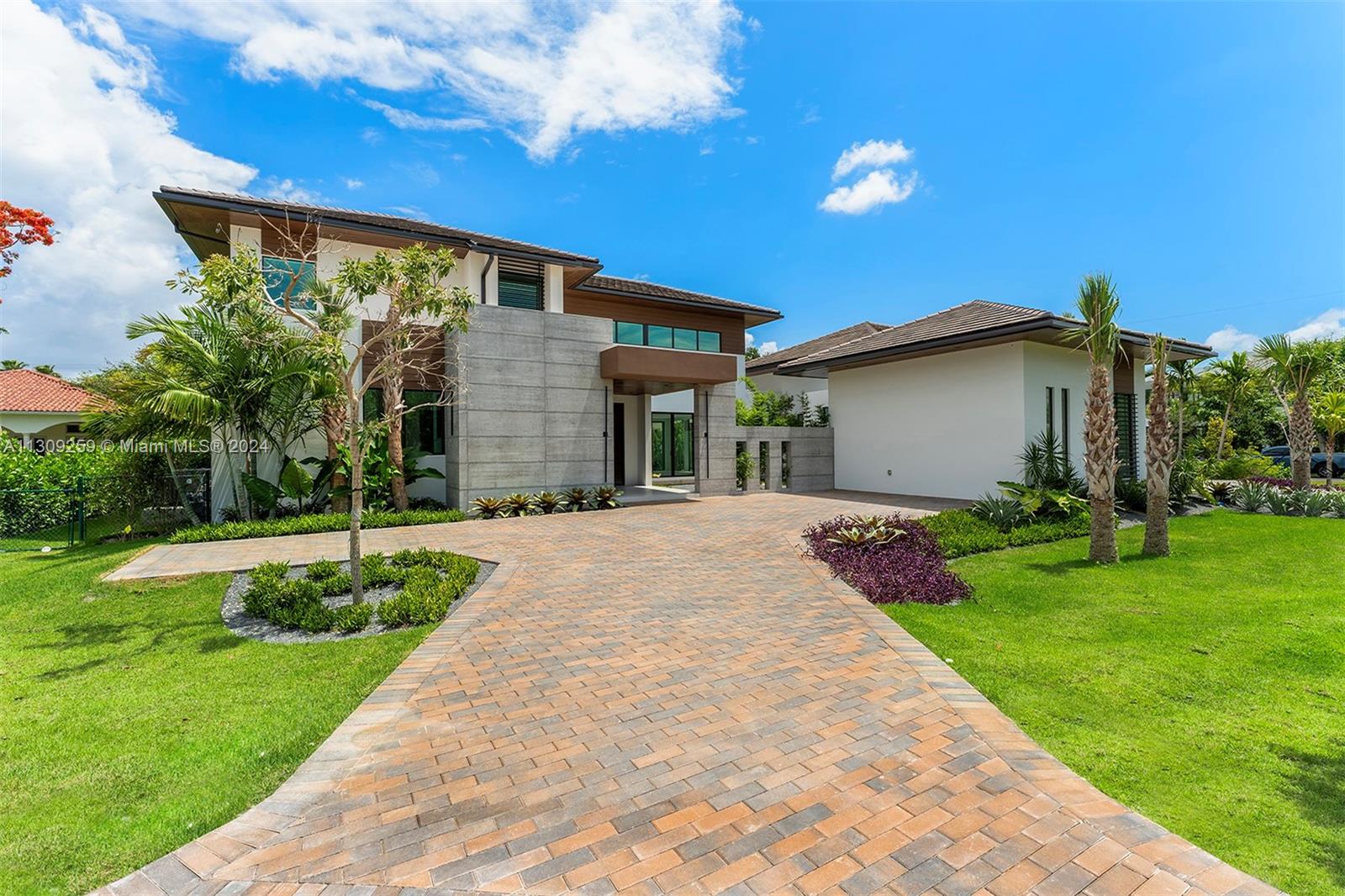 NORTH KENDALL - Residential