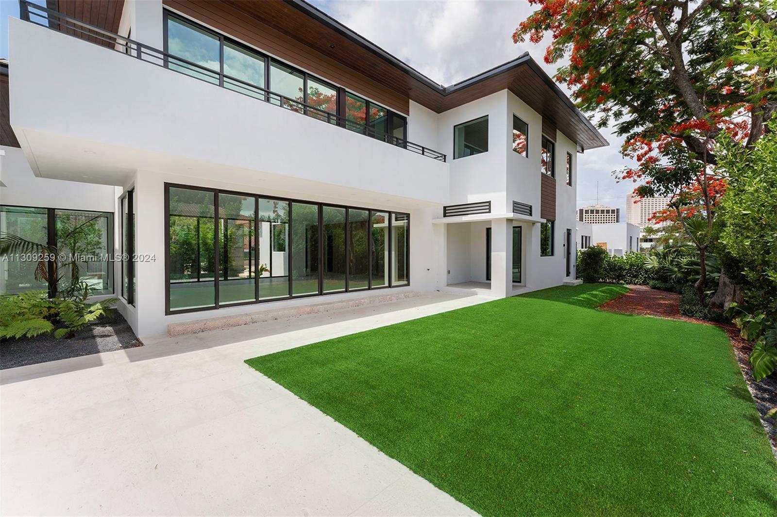 NORTH KENDALL - Residential