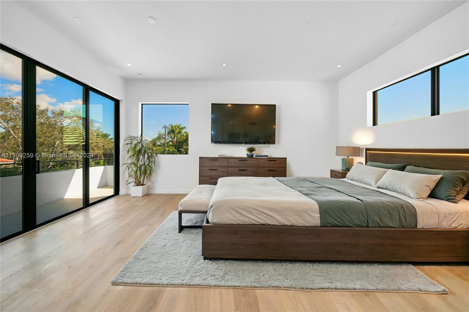 NORTH KENDALL - Residential