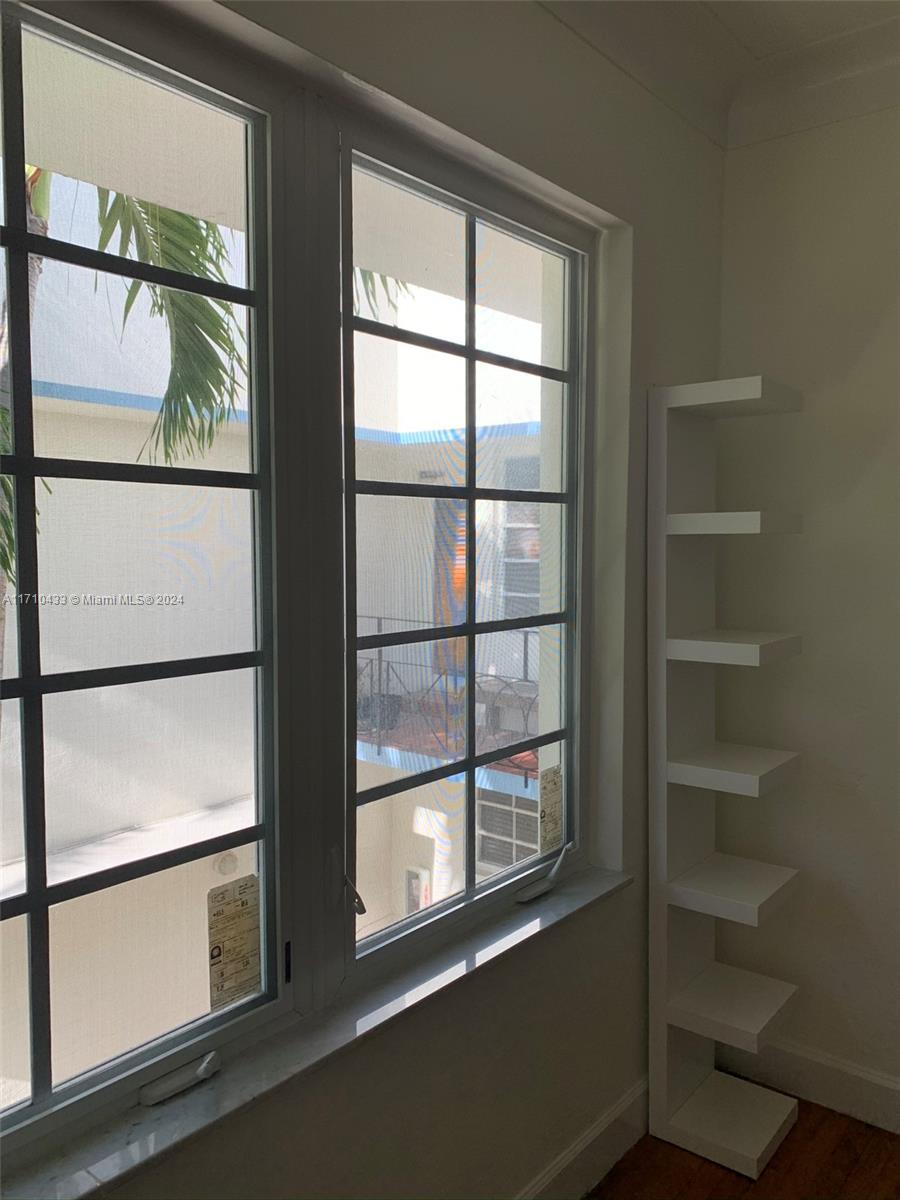 DECOLUX CONDO - Residential