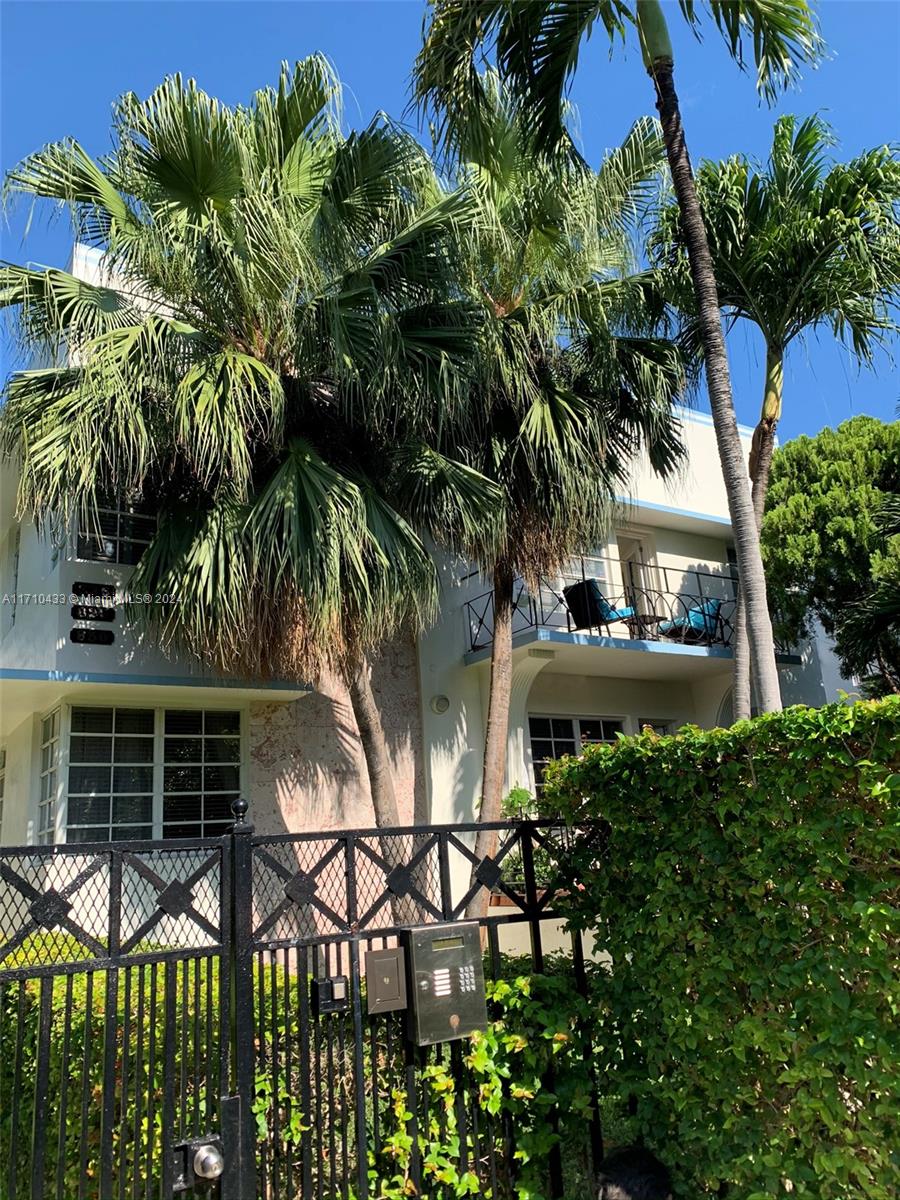 DECOLUX CONDO - Residential