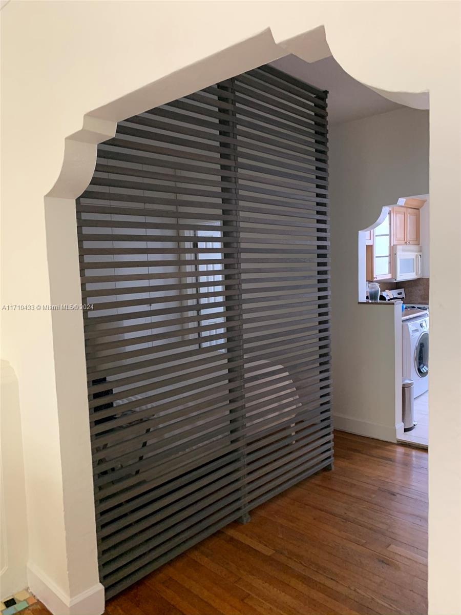 DECOLUX CONDO - Residential