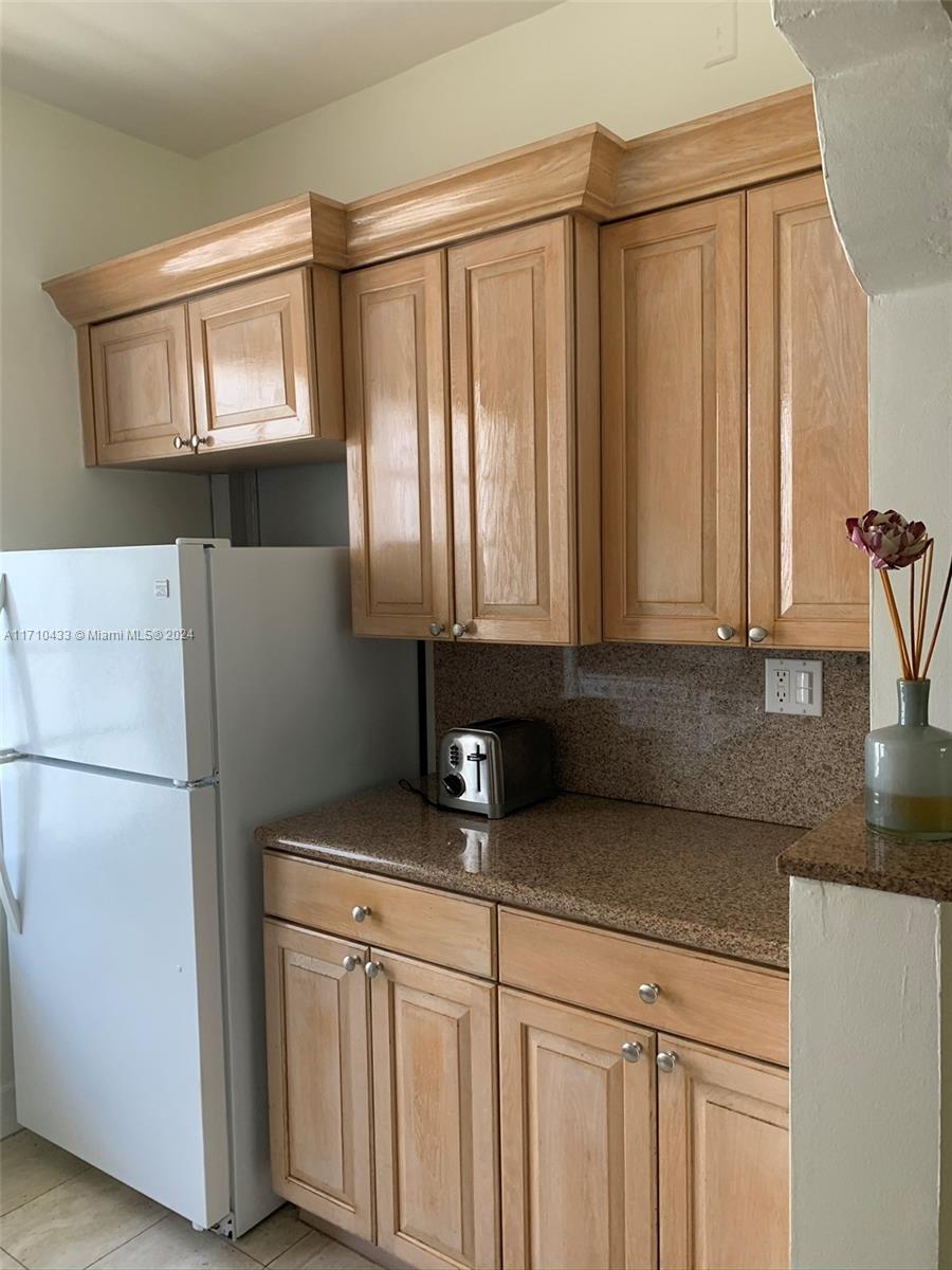 DECOLUX CONDO - Residential