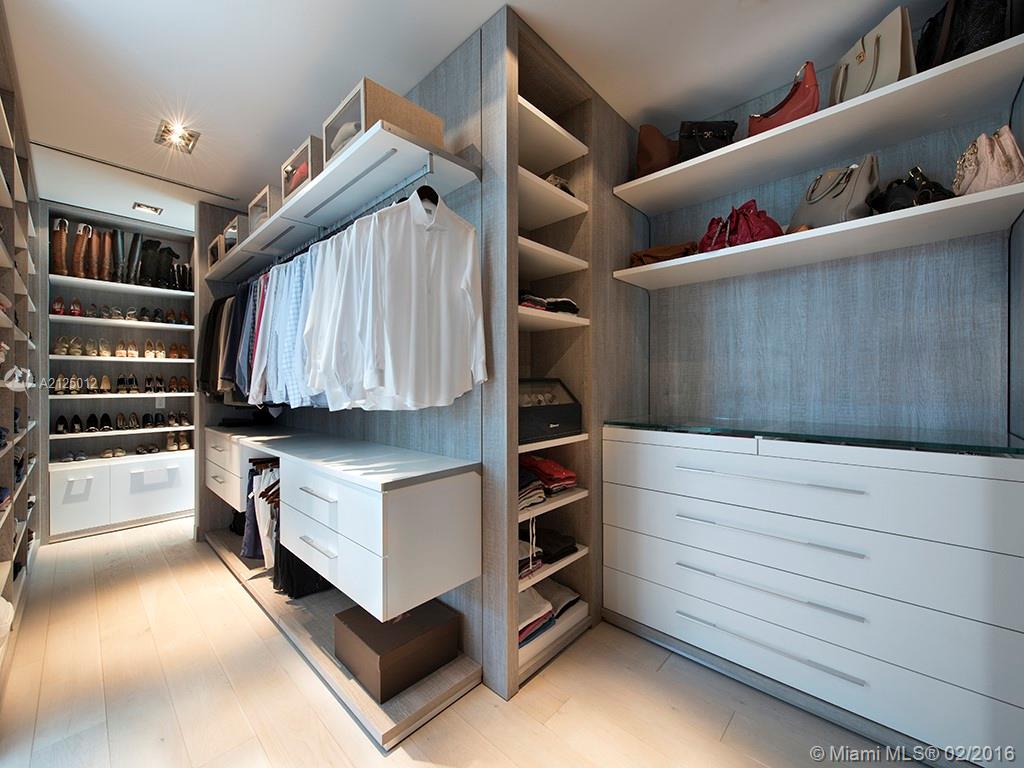 Di Lido Island - Residential