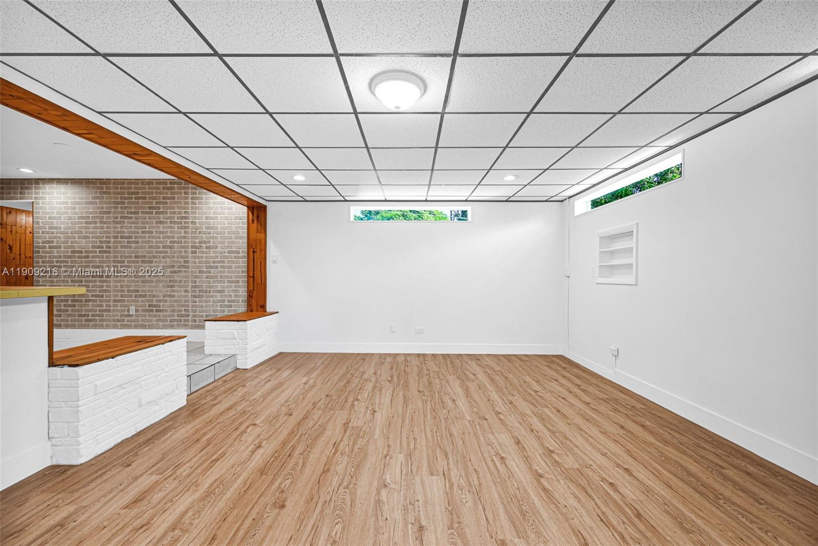 PLANTATION SUNRISE HEIGHT - Residential