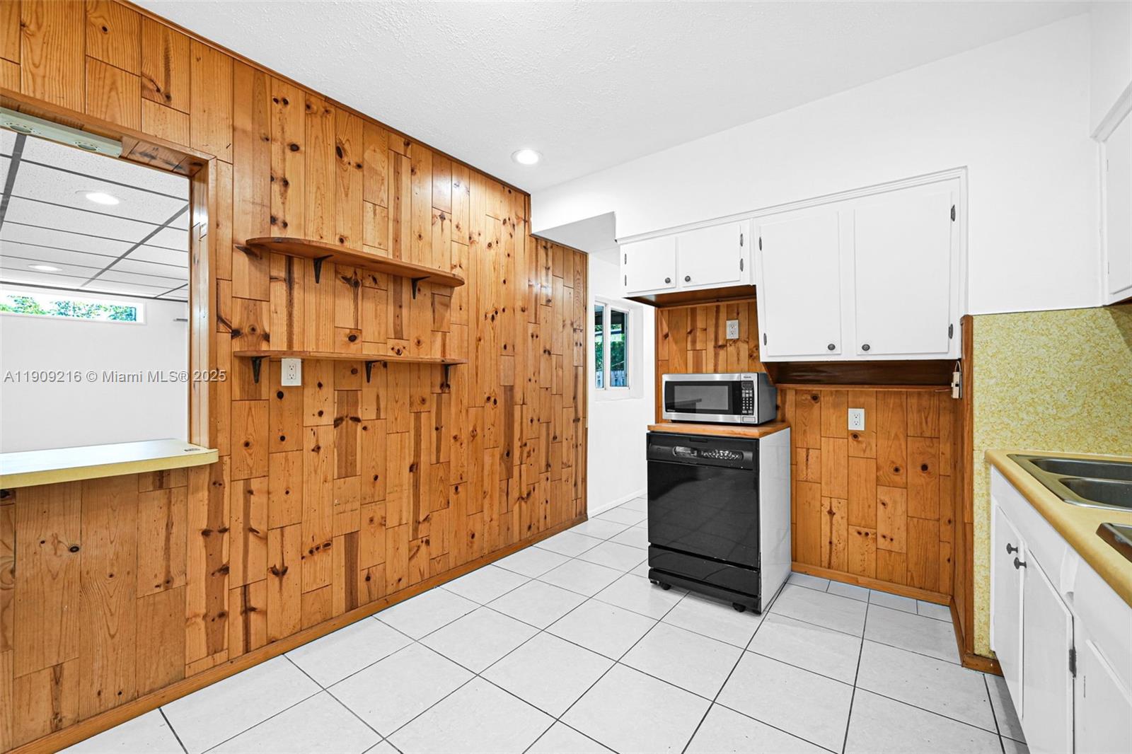 PLANTATION SUNRISE HEIGHT - Residential