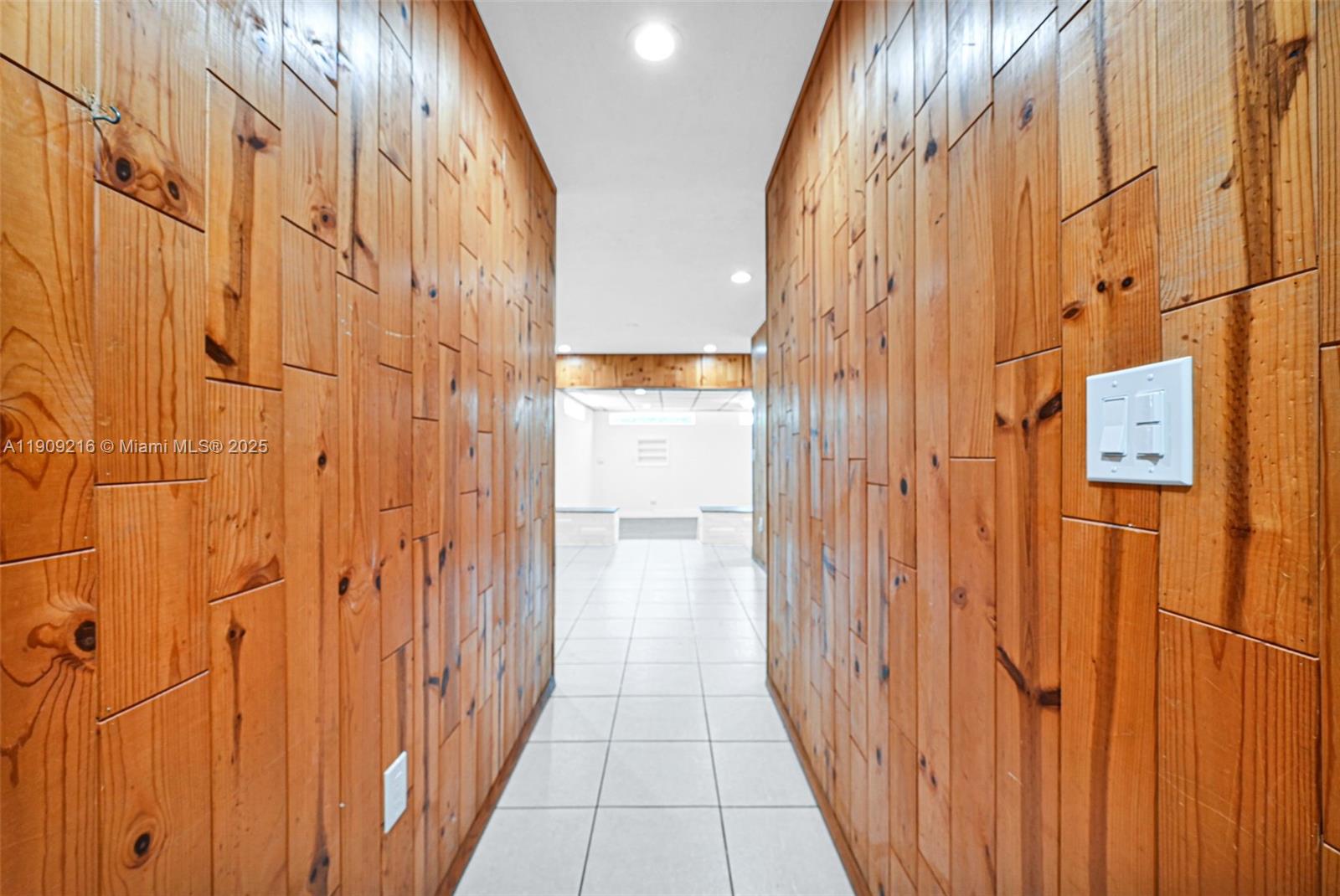 PLANTATION SUNRISE HEIGHT - Residential