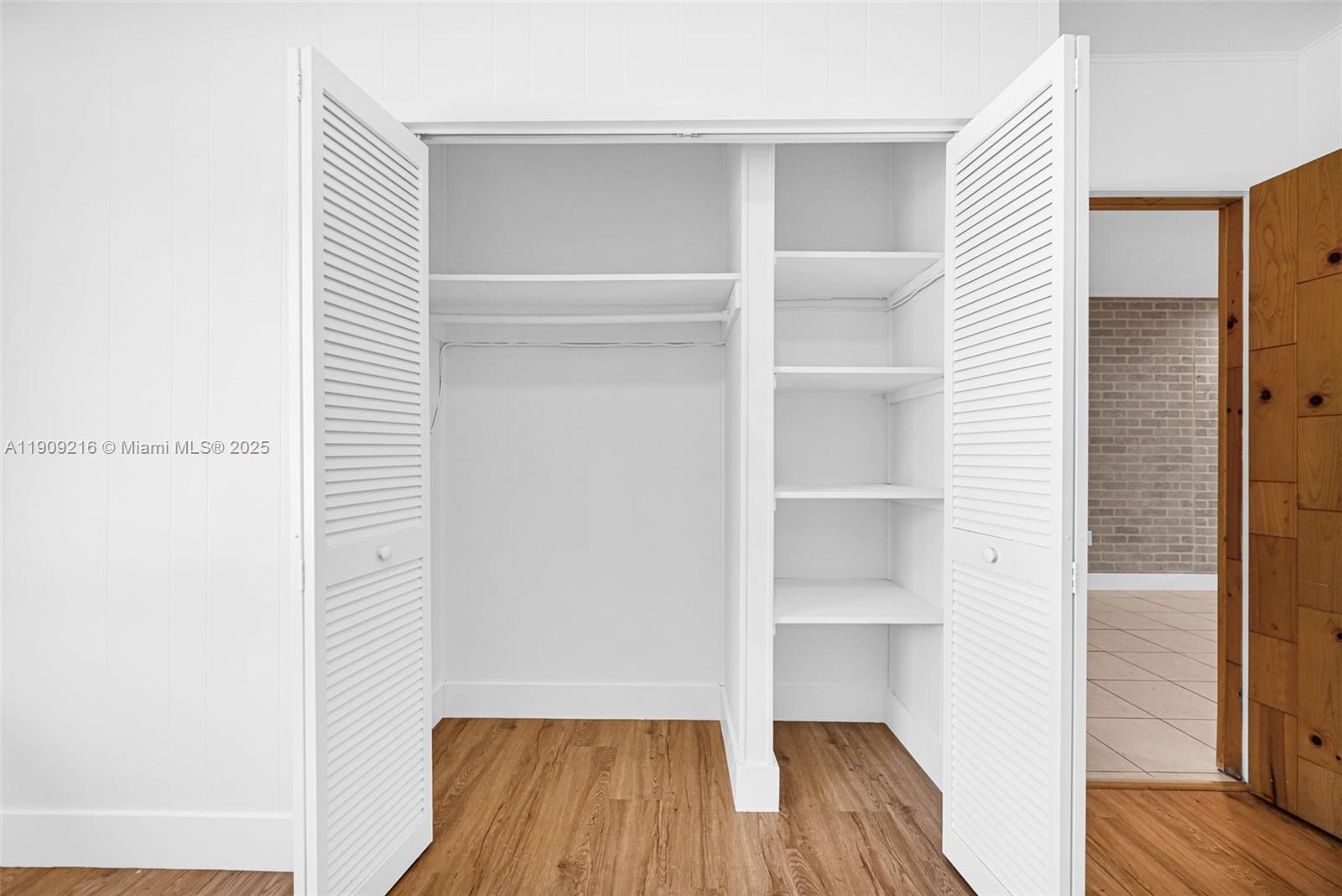 PLANTATION SUNRISE HEIGHT - Residential