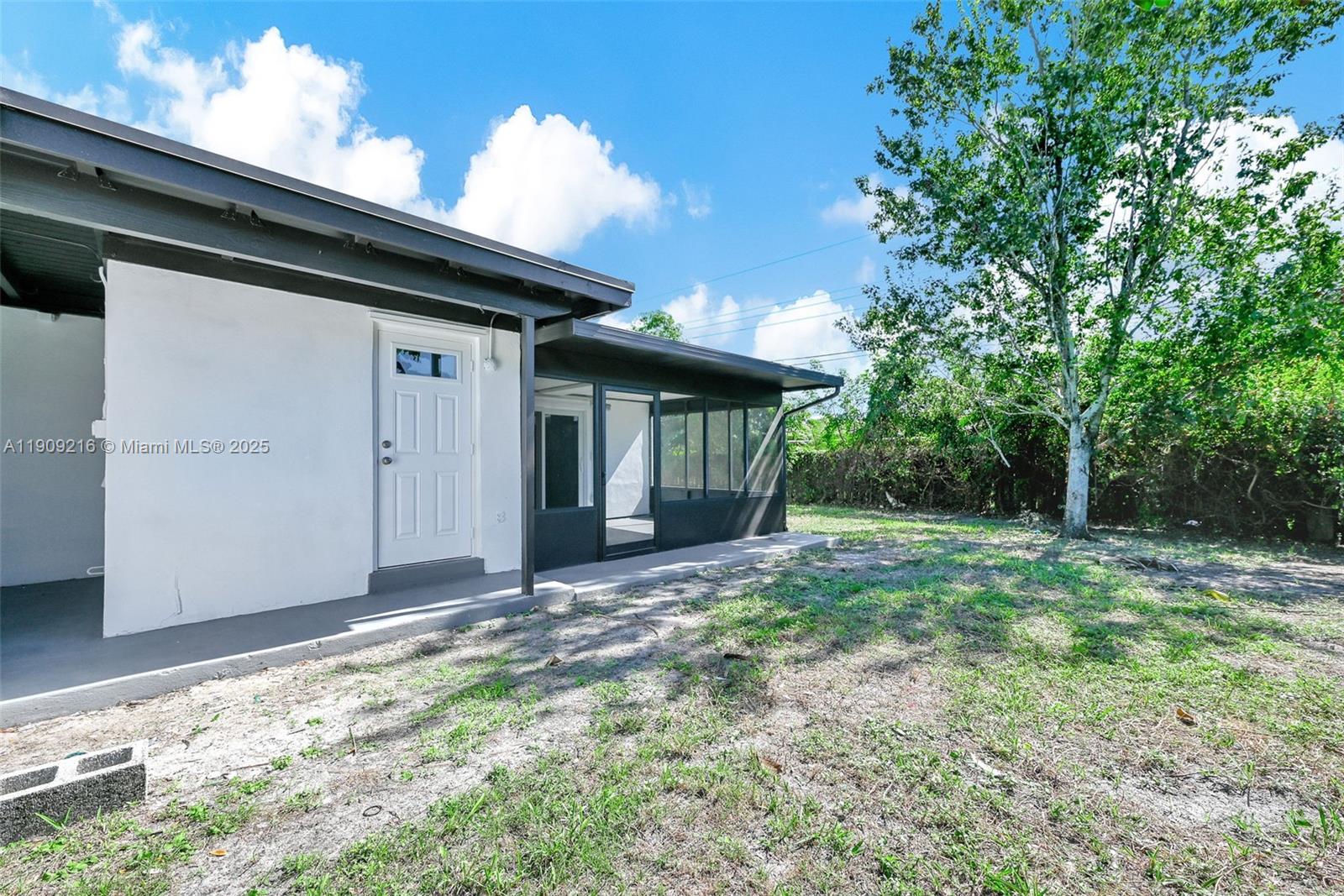 PLANTATION SUNRISE HEIGHT - Residential