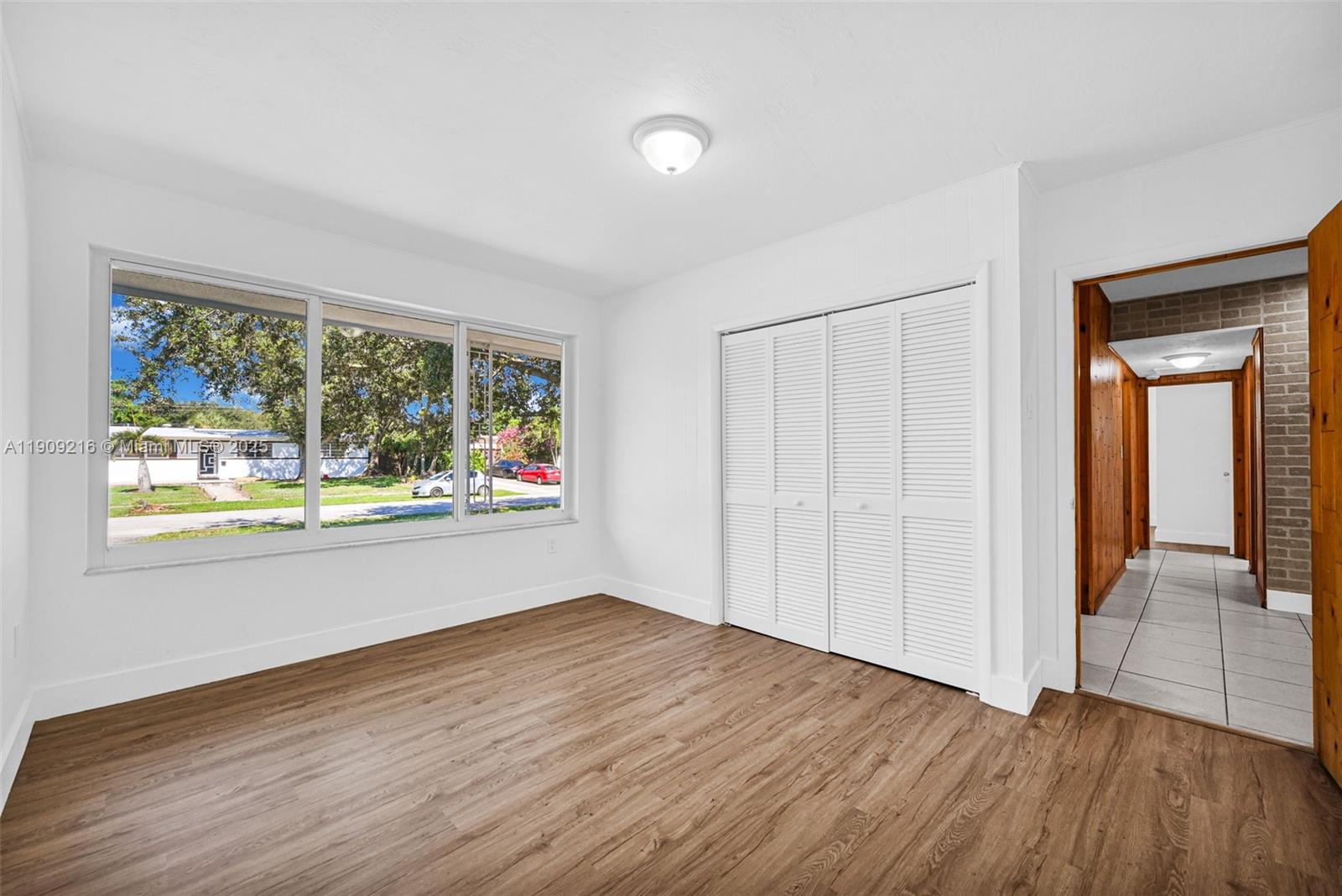 PLANTATION SUNRISE HEIGHT - Residential