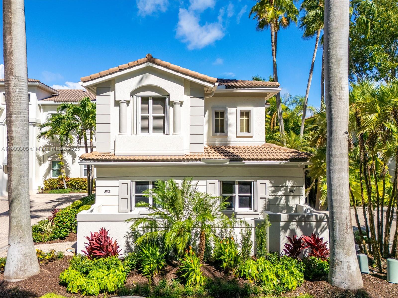 THE COURTYARDS AT THE POIN - Residential