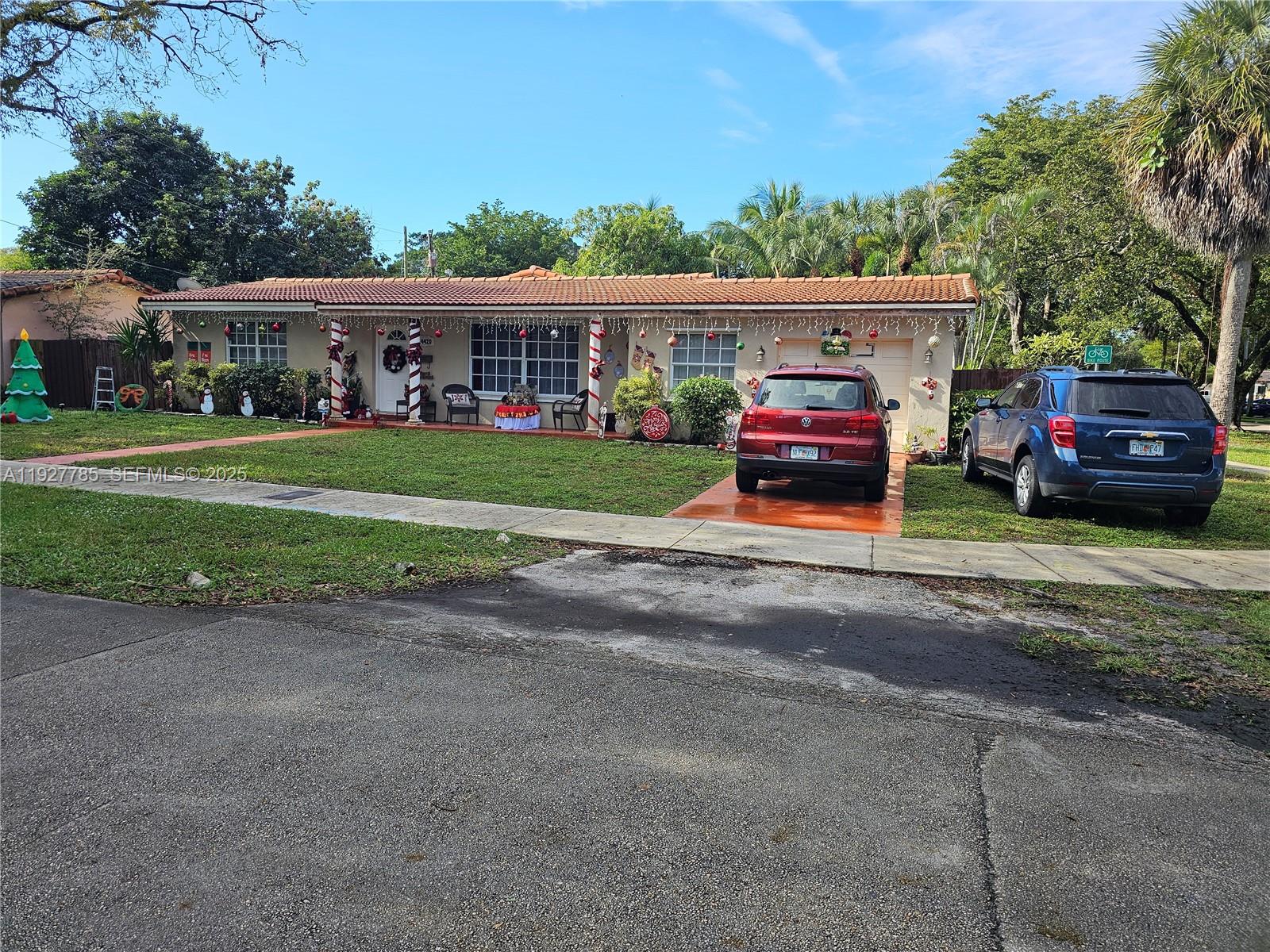 MIAMI LAKES SEC ONE - Residential