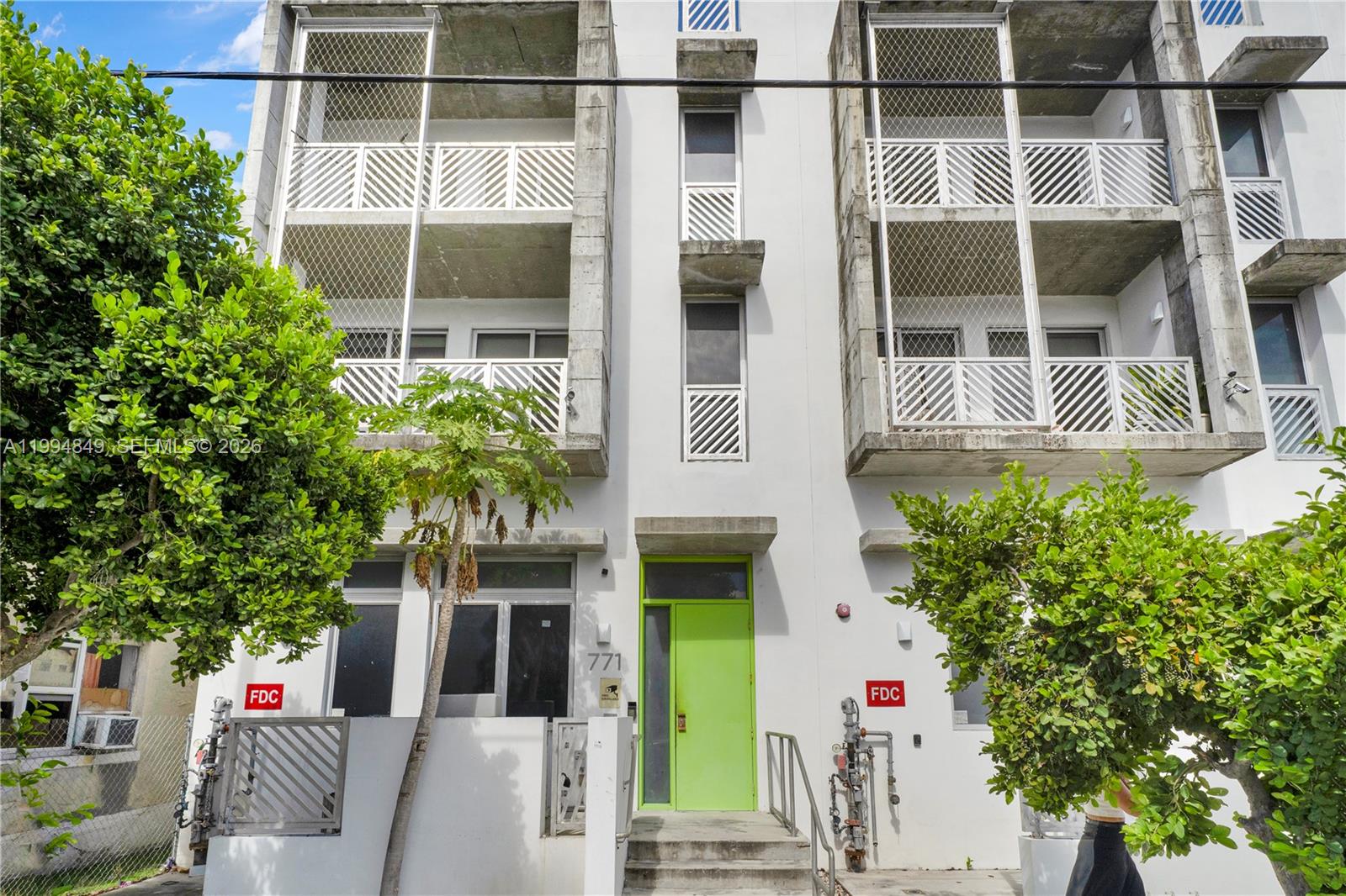 CITY OF MIAMI SOUTH - Residential Lease