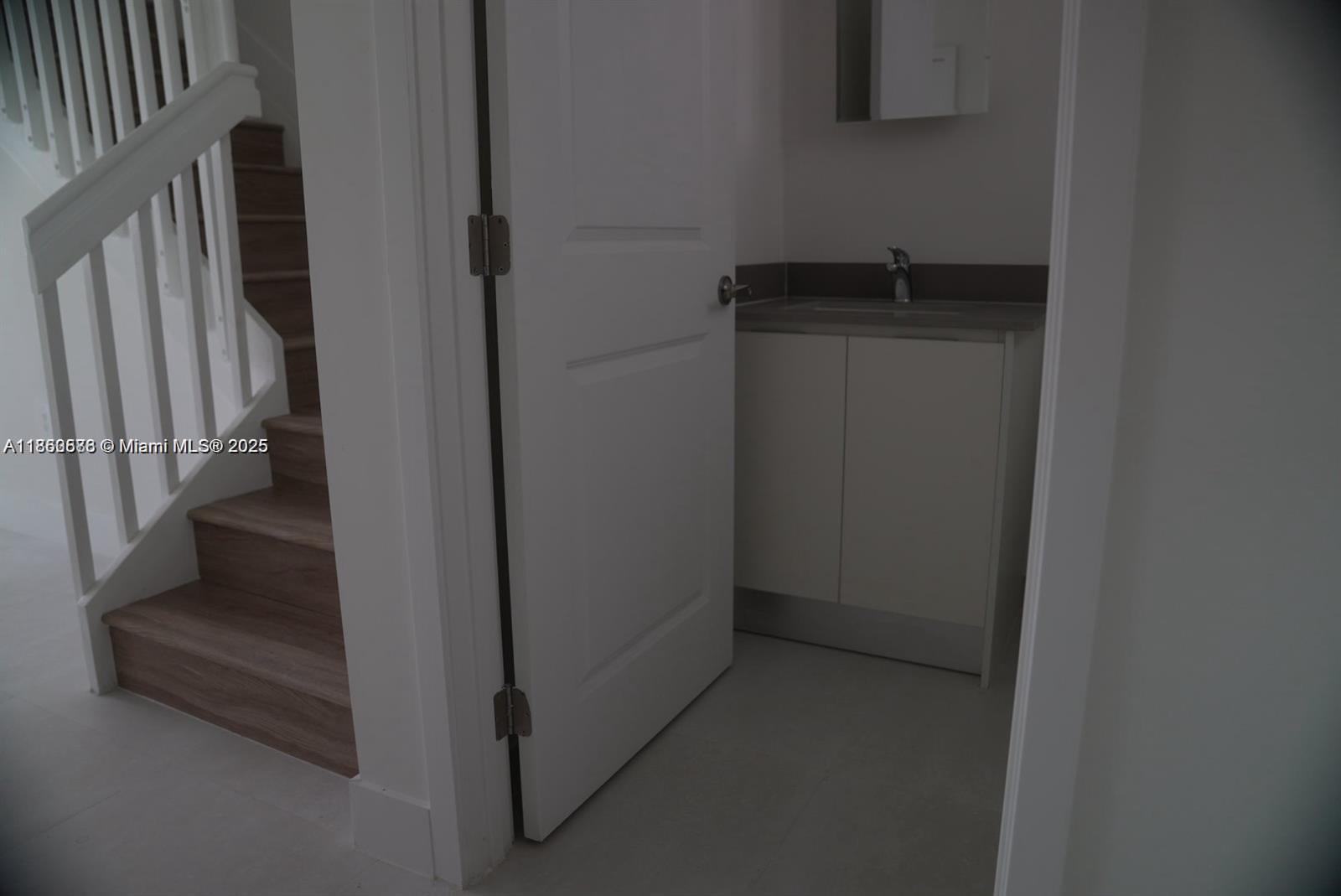 CENTURY PARK - Residential