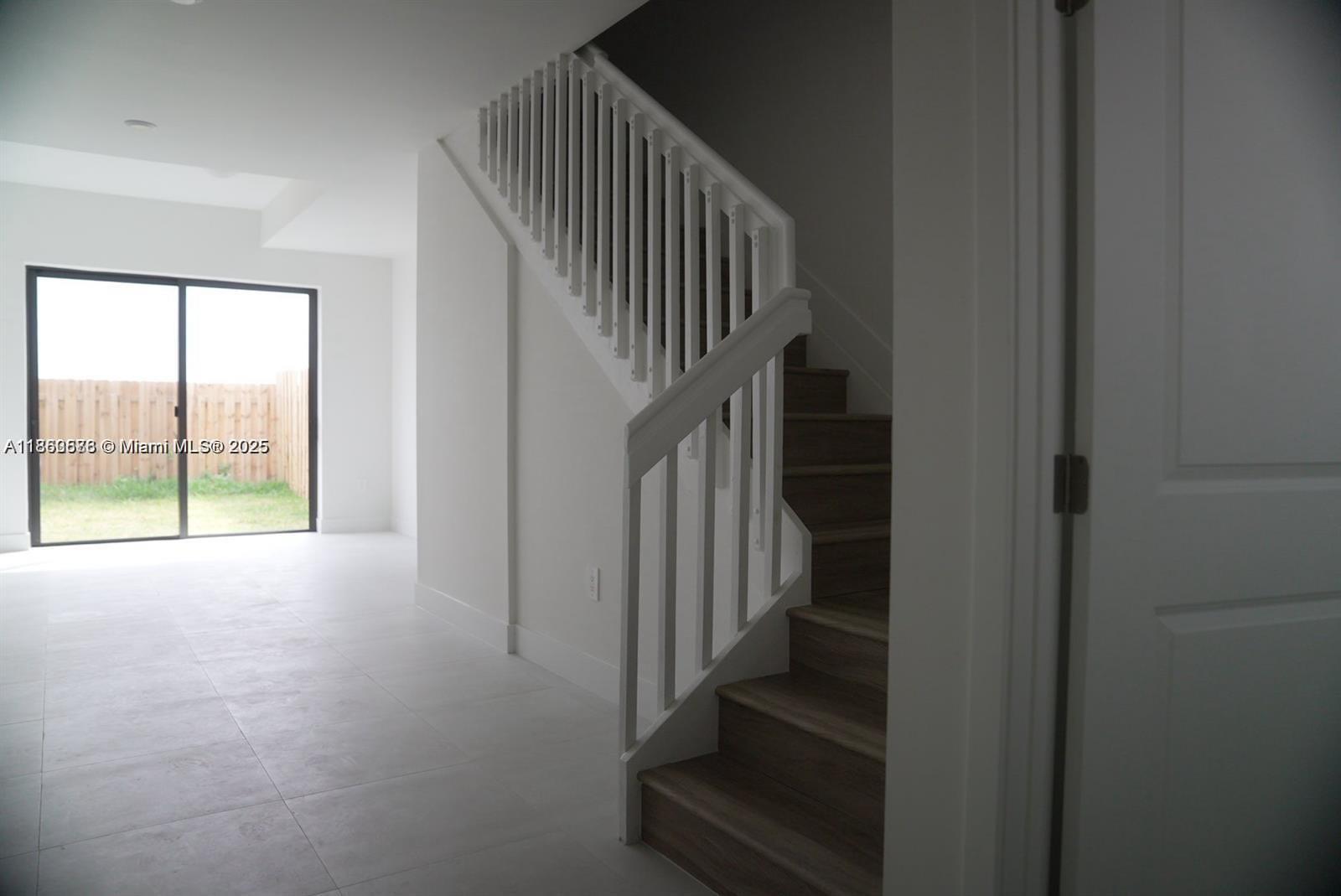 CENTURY PARK - Residential