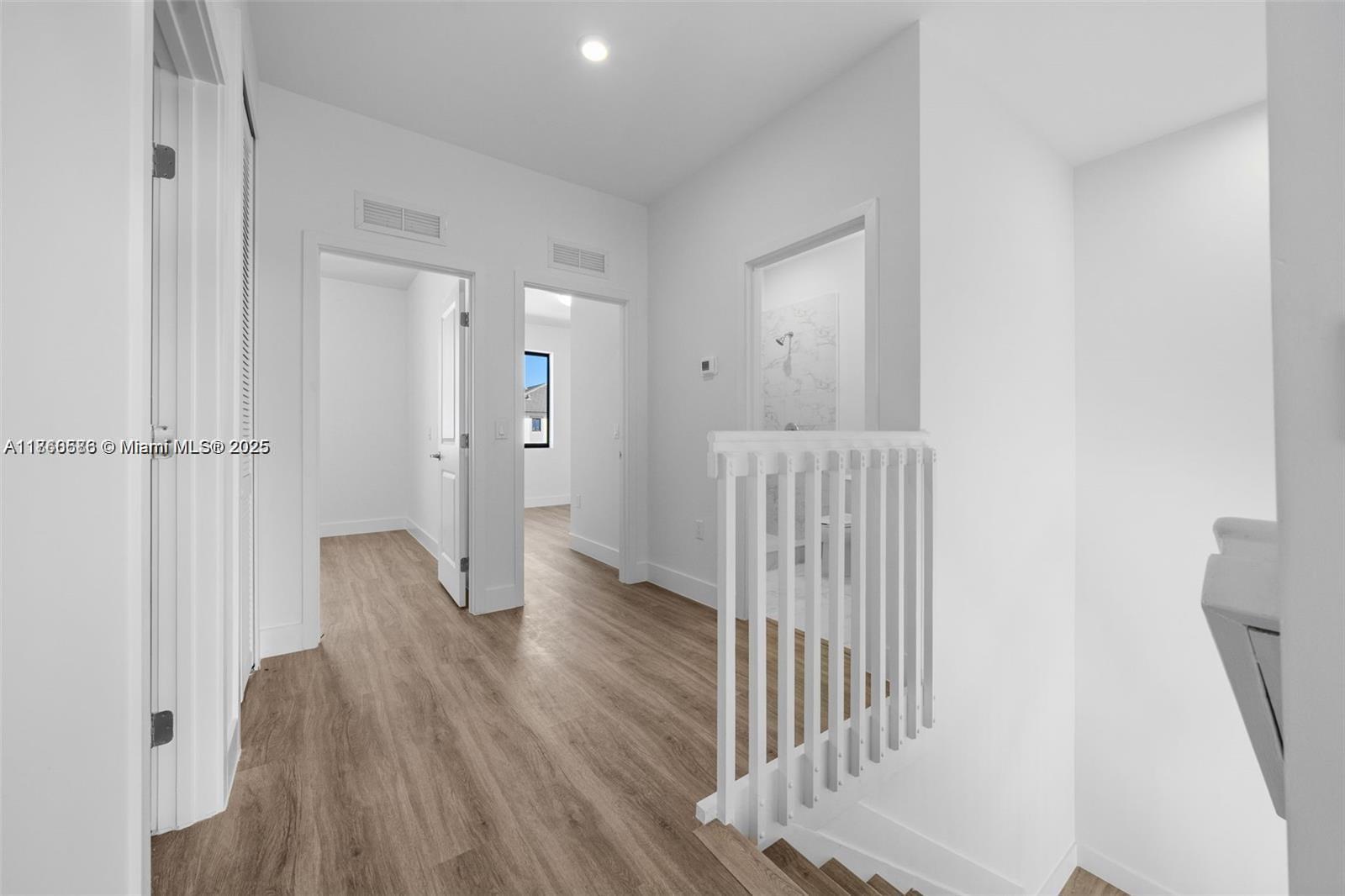 CENTURY PARK - Residential