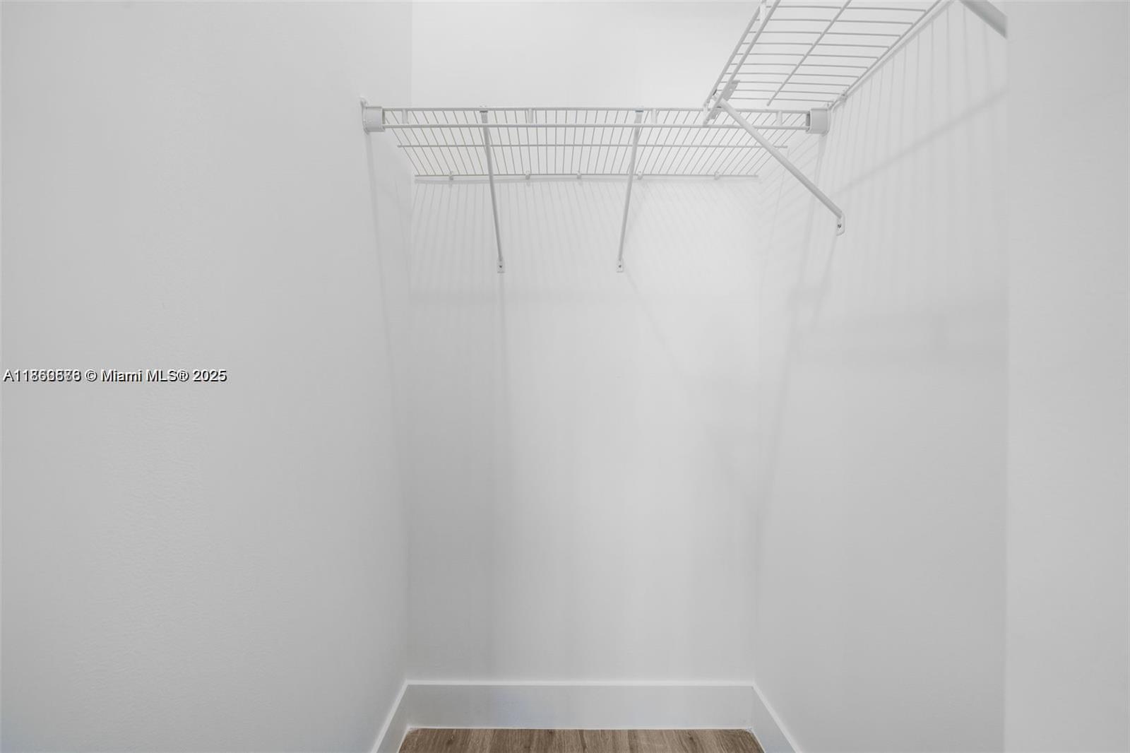 CENTURY PARK - Residential