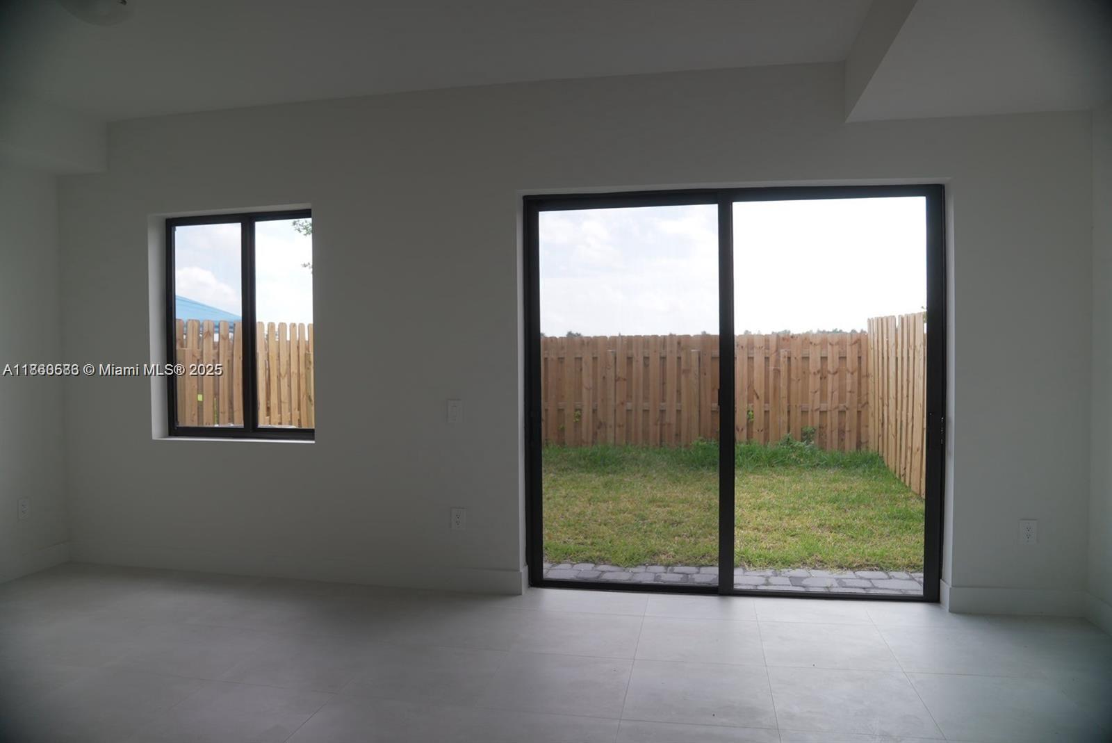 CENTURY PARK - Residential